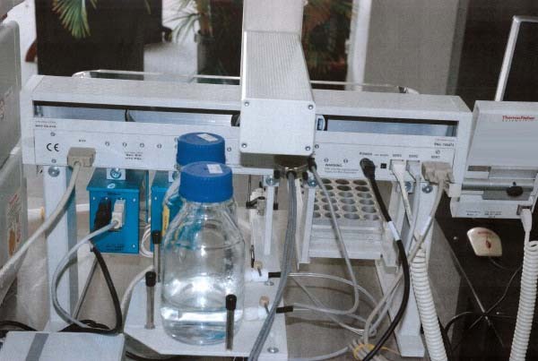 Foto Verwendet THERMO SCIENTIFIC TSQ Quantum Access Zum Verkauf