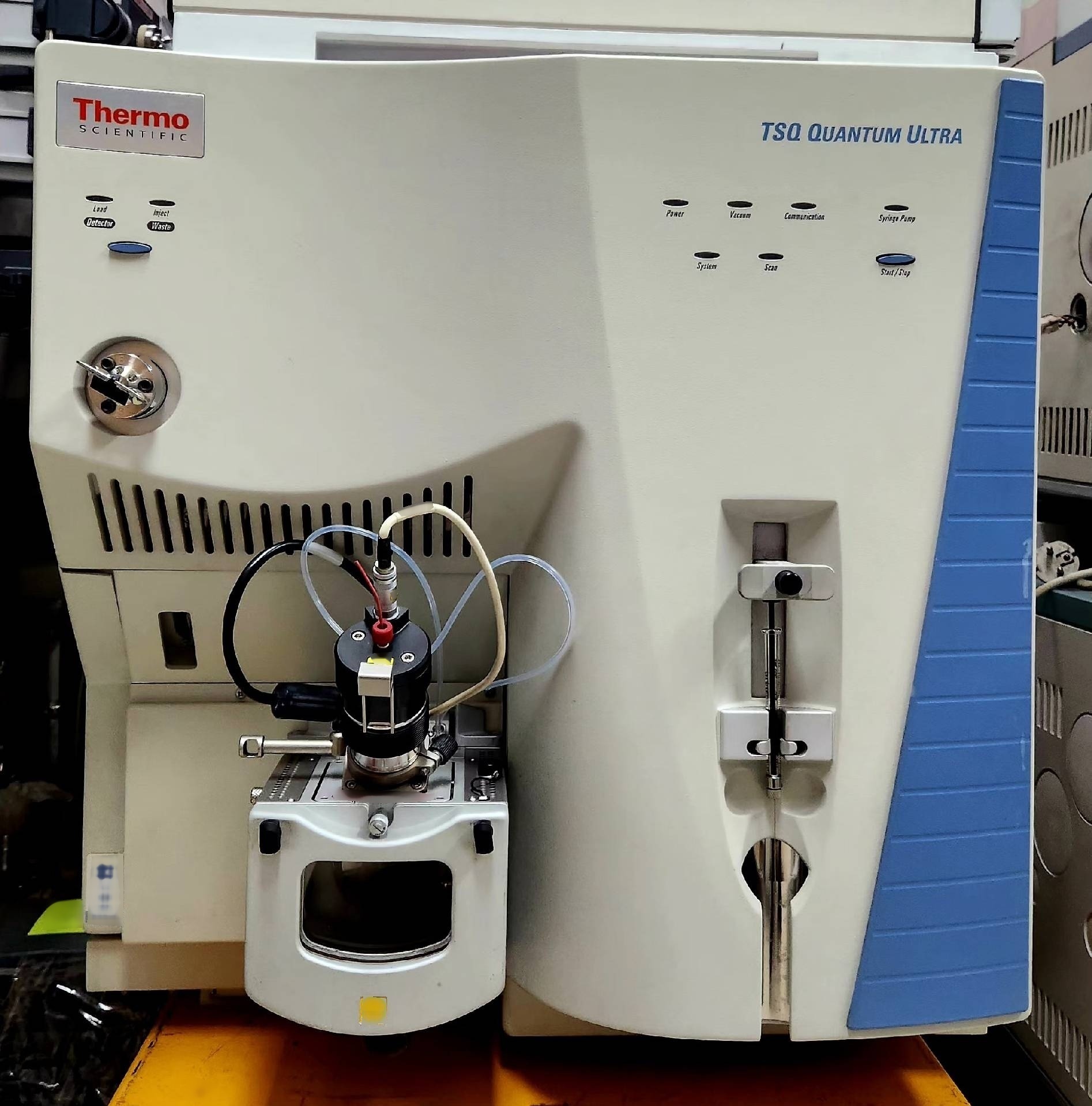 THERMO SCIENTIFIC TSQ Quantum Ultra Spectrometer used for sale price ...