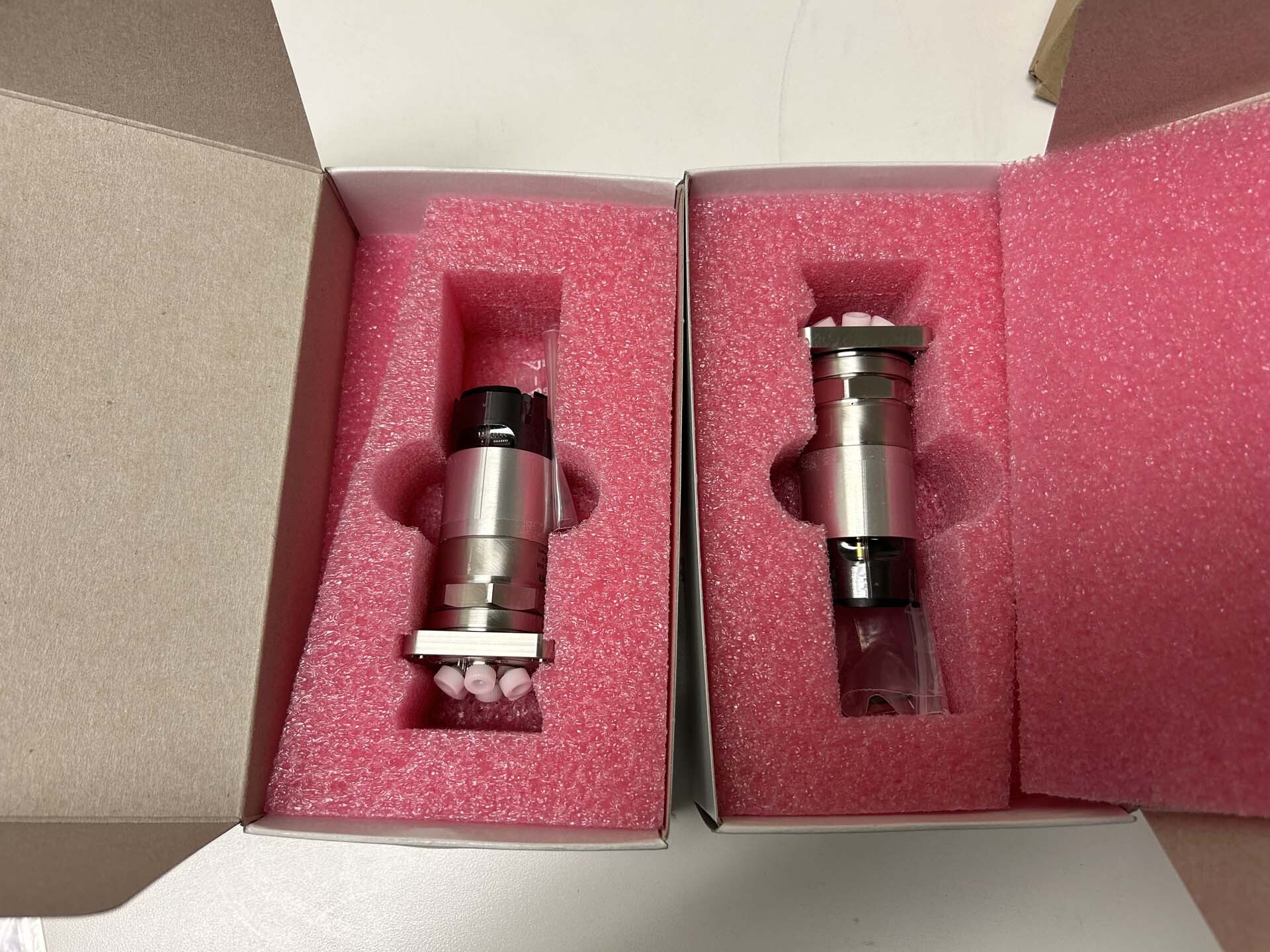 Photo Used THERMO SCIENTIFIC Vanquish Duo For Sale