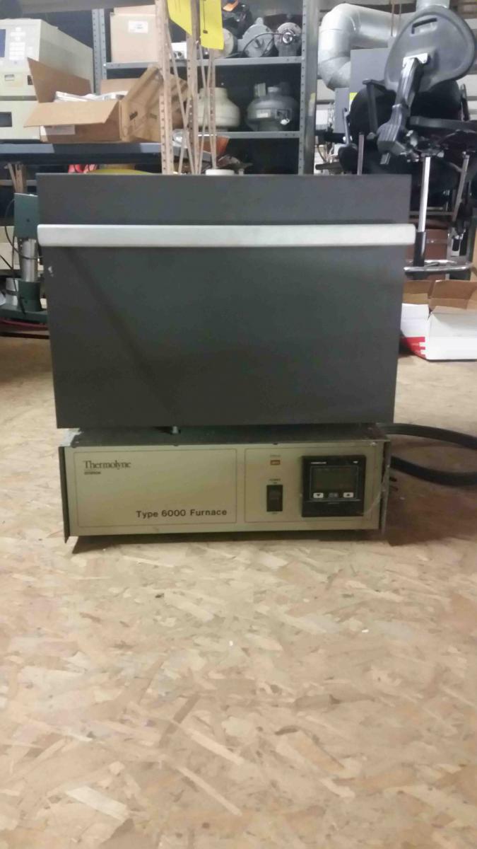 Photo Used THERMOLYNE 6000 For Sale