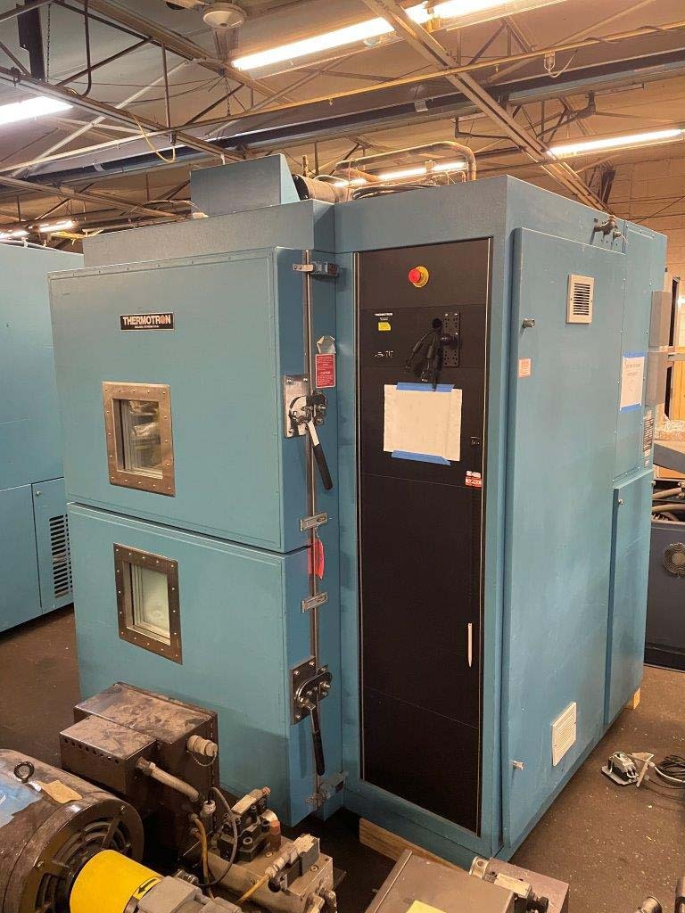 Photo Used THERMOTRON ATS-320-V-10-705-LN2 For Sale