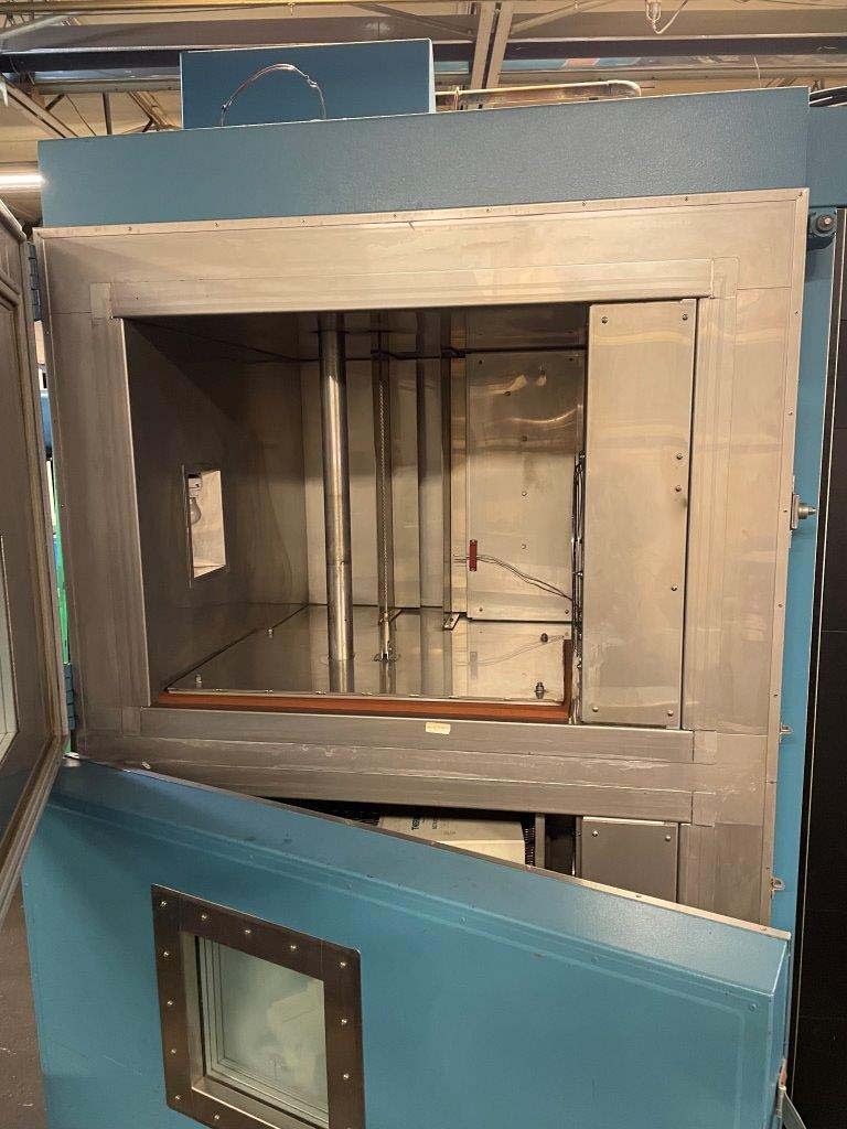 Photo Used THERMOTRON ATS-320-V-10-705-LN2 For Sale