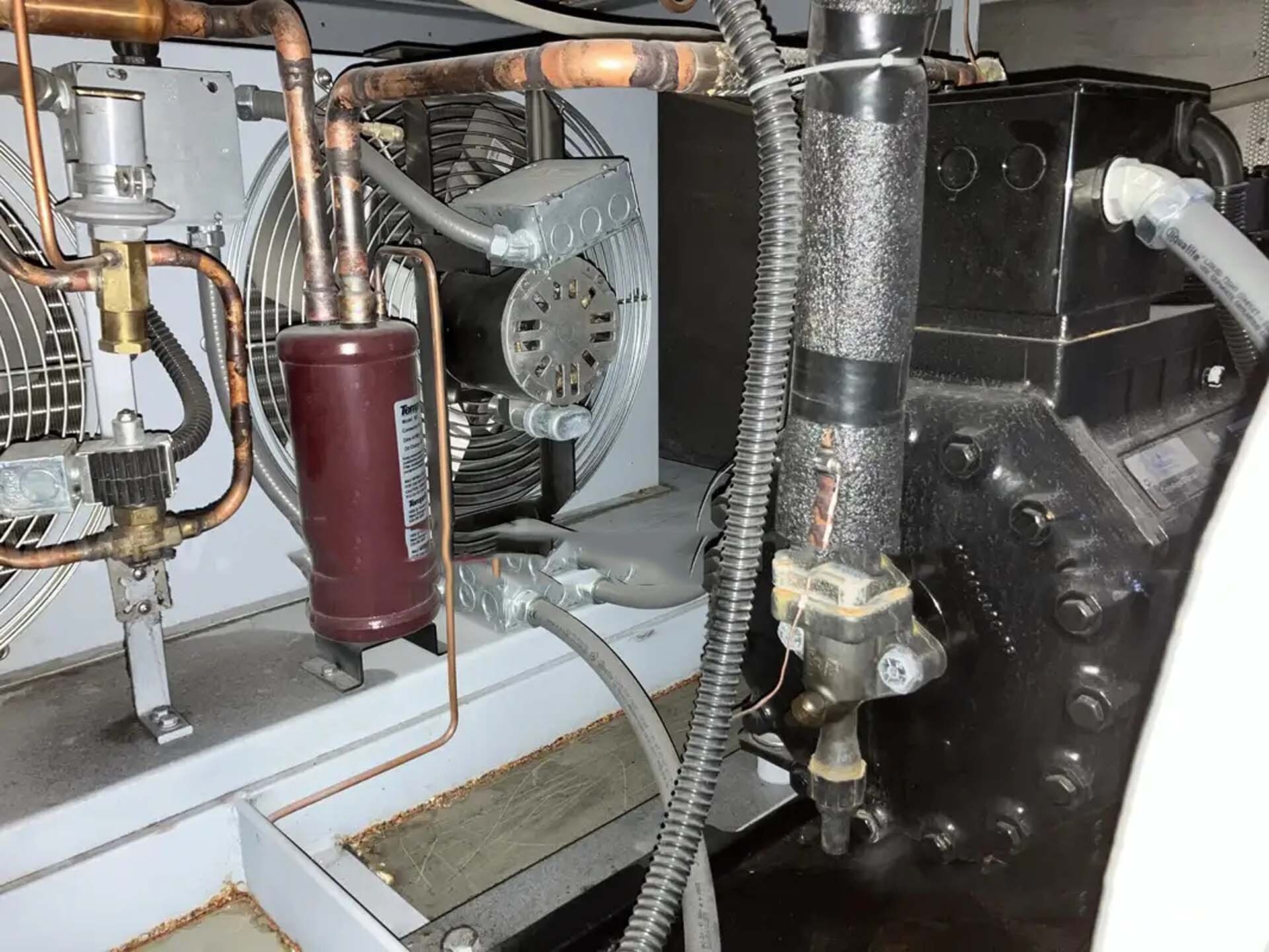 图为 已使用的 THERMOTRON FM-64-SS-5 待售