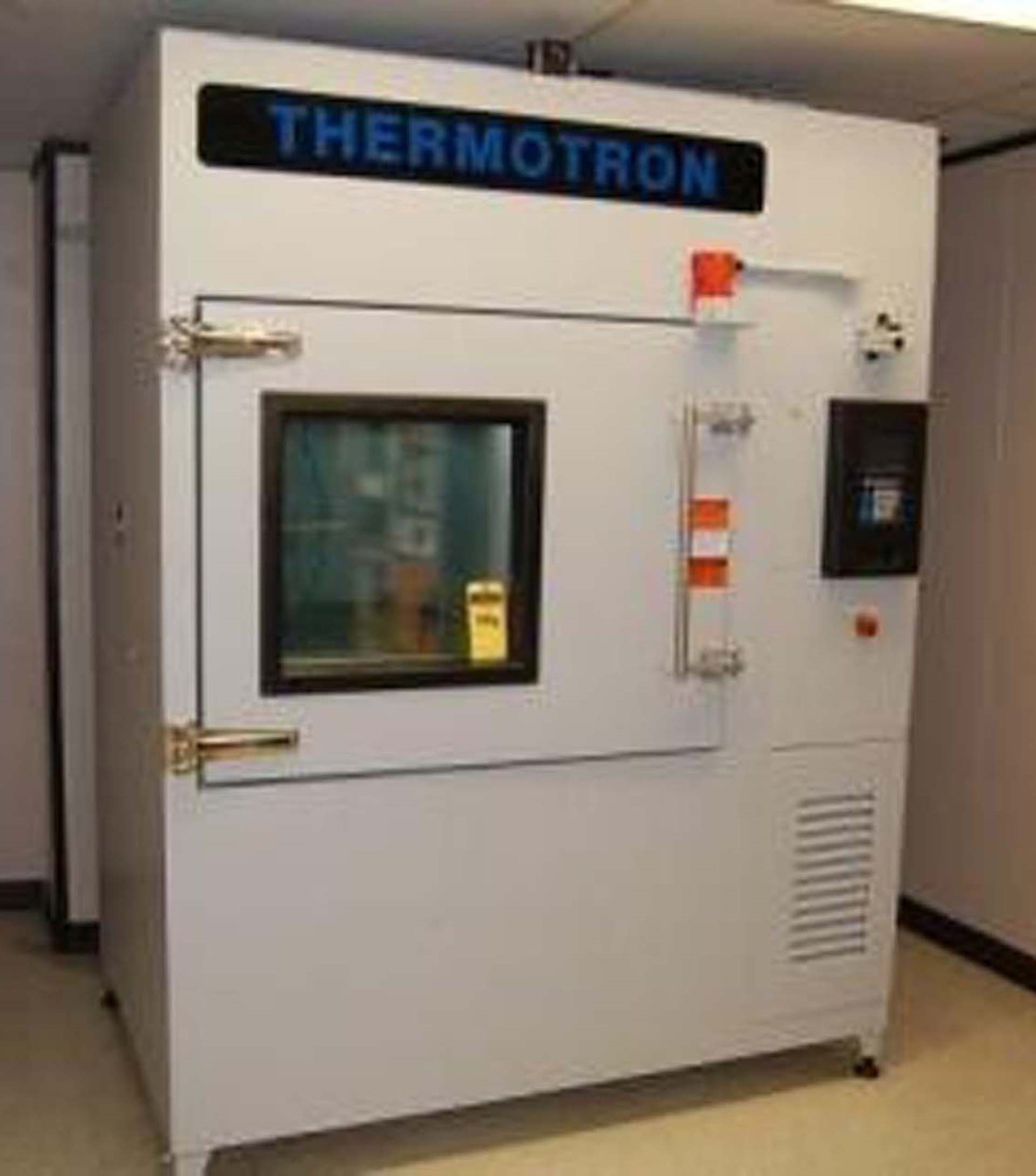 사진 사용됨 THERMOTRON LNSS-15-LN2 판매용