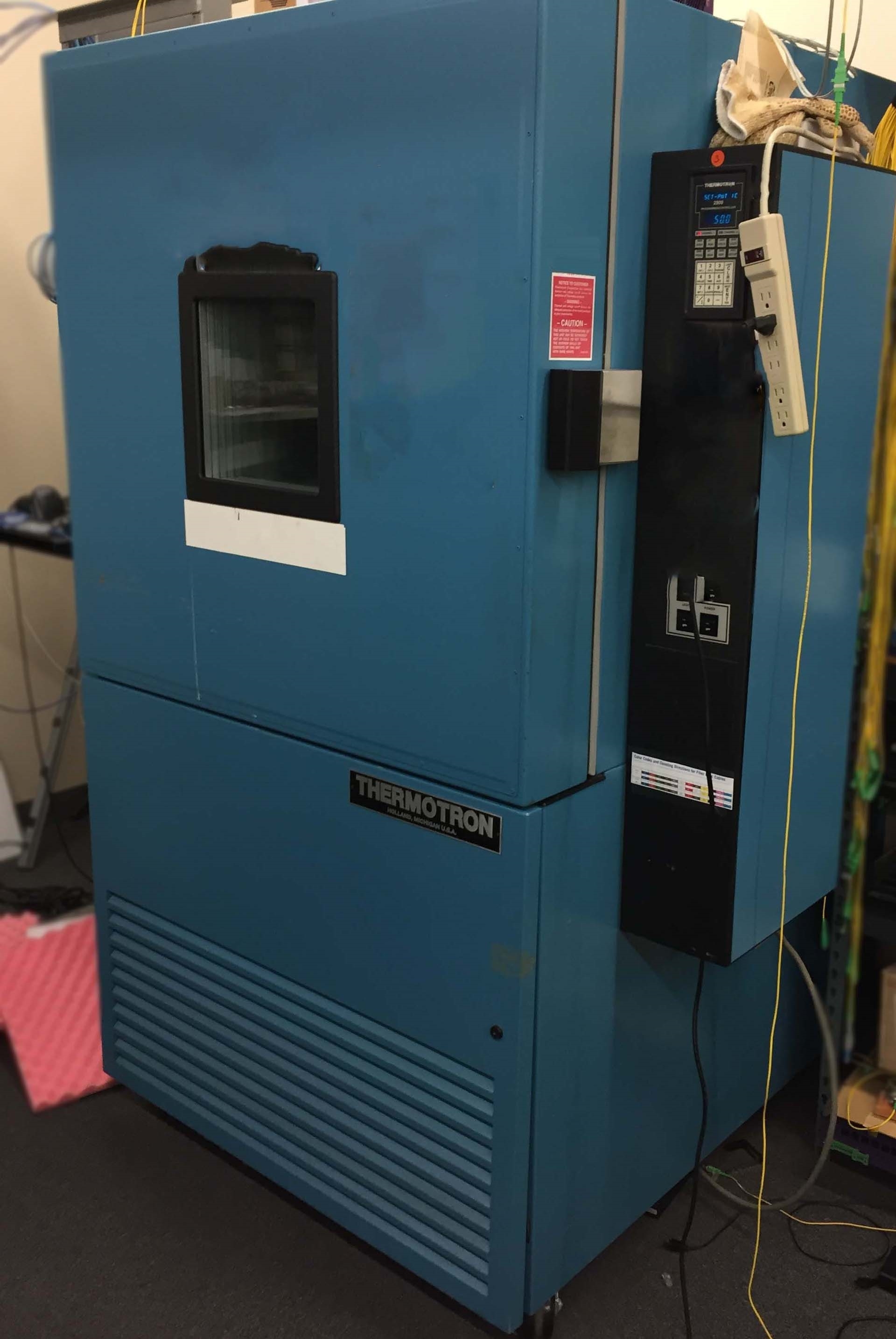 Photo Used THERMOTRON S-16 For Sale