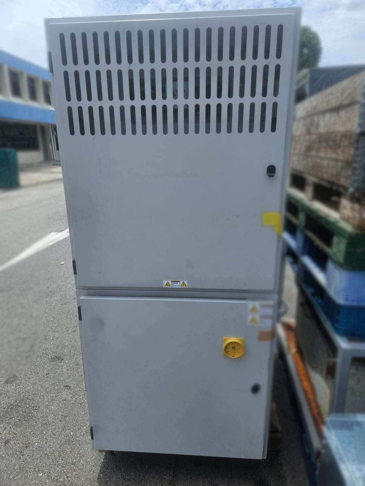 圖為 已使用的 THERMOTRON S-16 待售