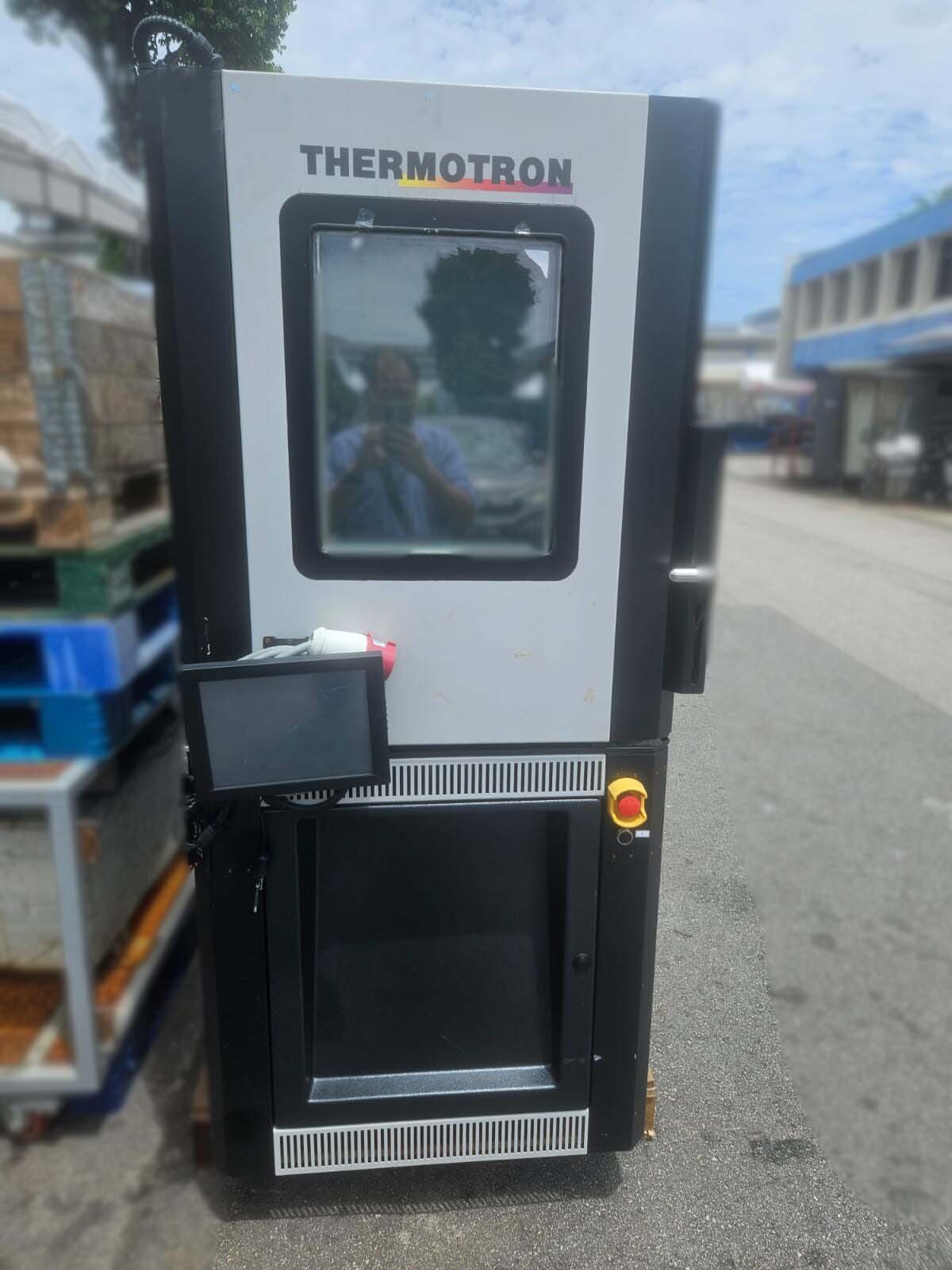 圖為 已使用的 THERMOTRON S-16 待售