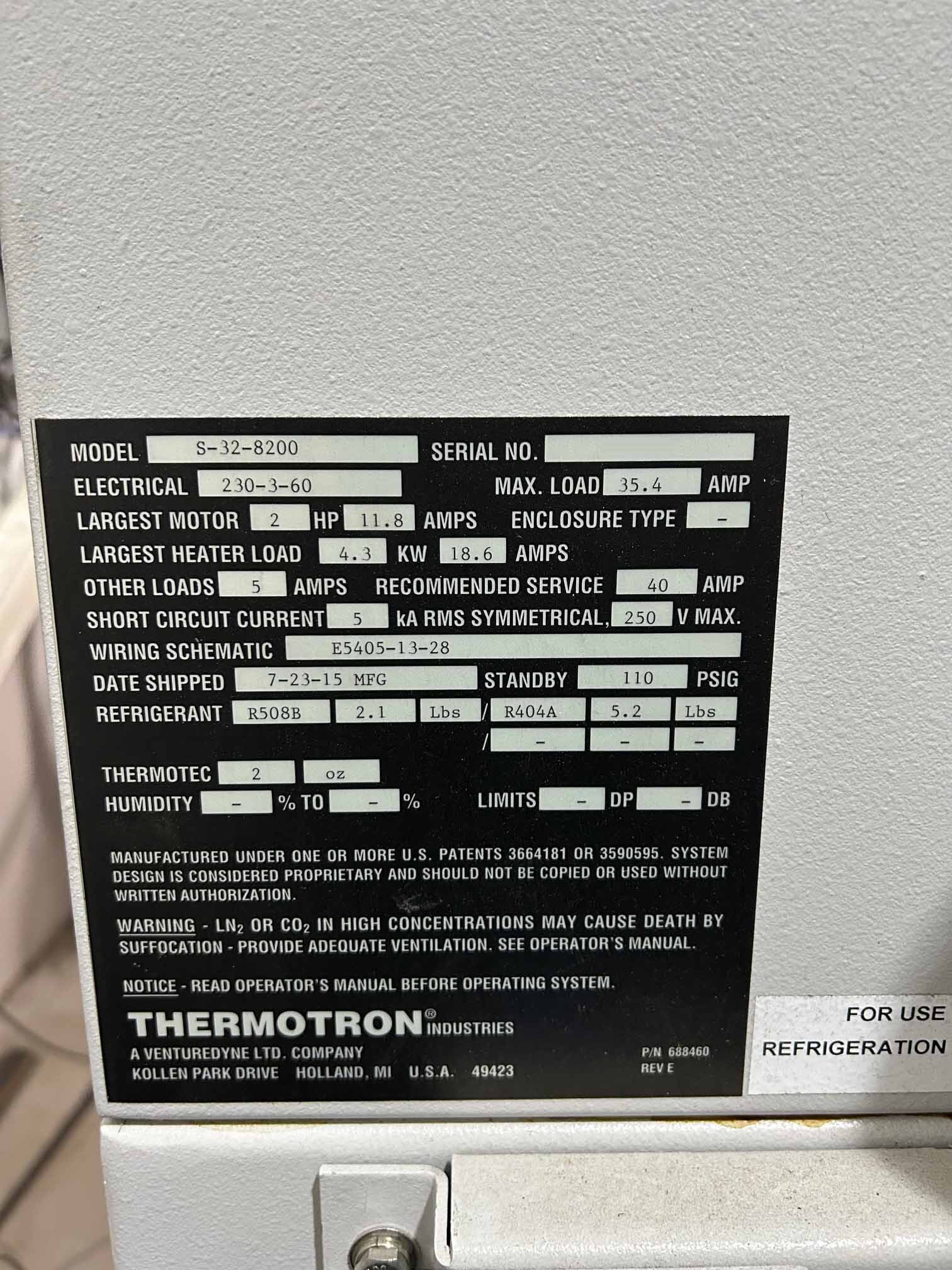フォト（写真） 使用される THERMOTRON S-32-8200 販売のために