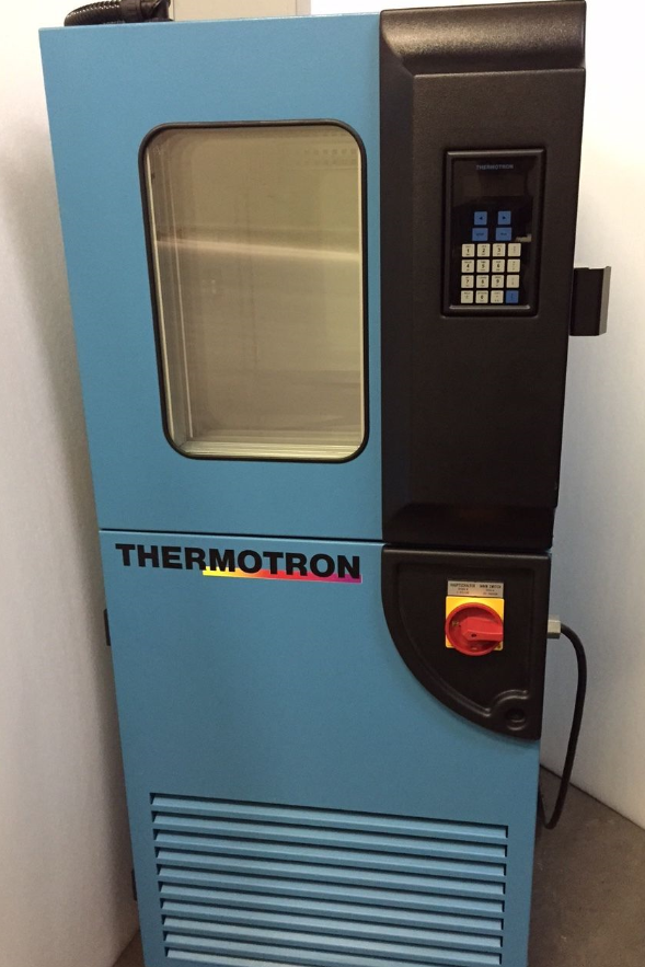 Photo Used THERMOTRON S-4-3800 For Sale