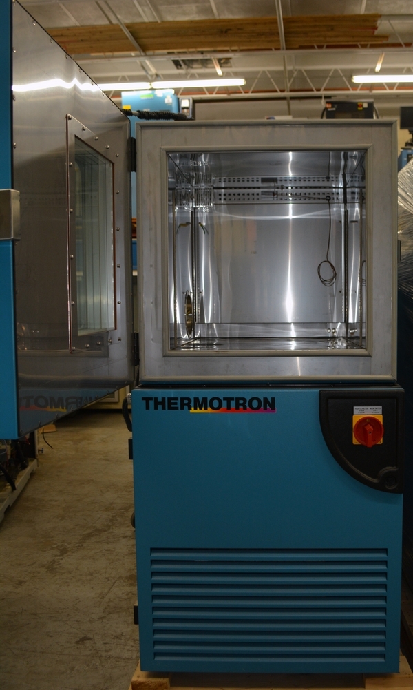 Photo Used THERMOTRON S-8-3800 For Sale
