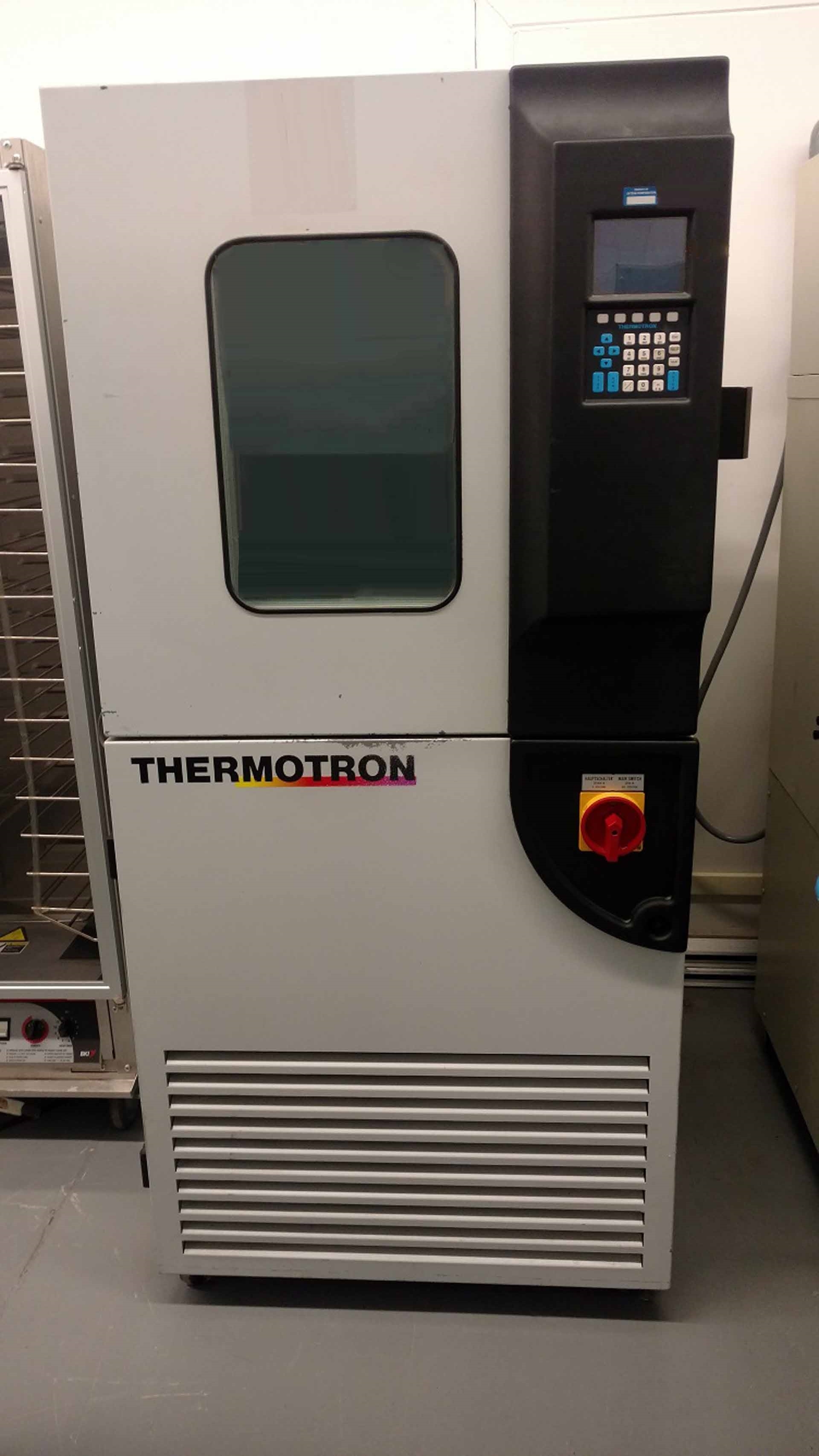 사진 사용됨 THERMOTRON S-8-7800 판매용