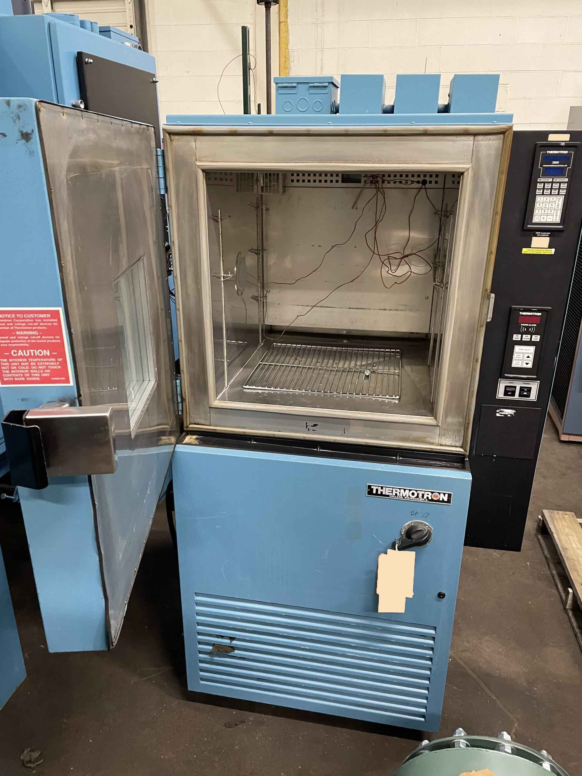 Photo Used THERMOTRON S-8C For Sale