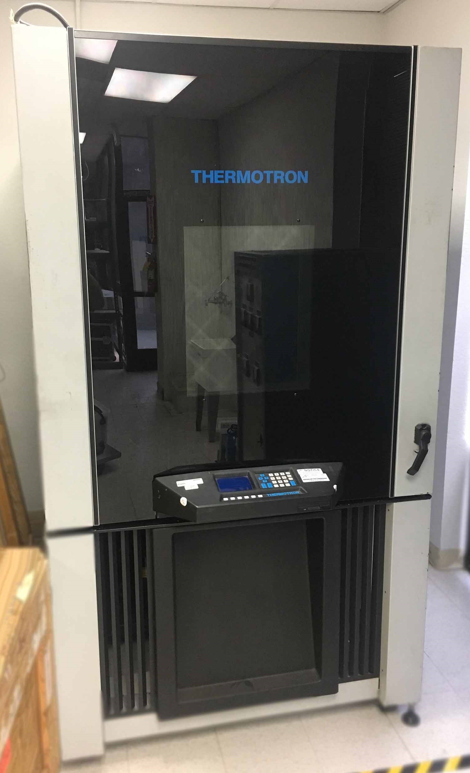 图为 已使用的 THERMOTRON SE-1000-3-3 待售