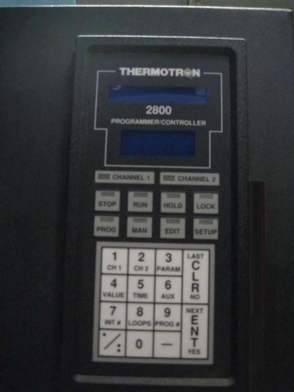 Foto Verwendet THERMOTRON SM-16C Zum Verkauf