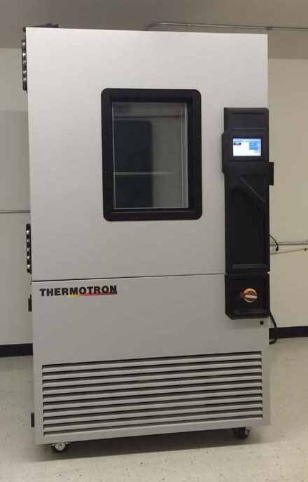 Photo Used THERMOTRON SM-32-2-3-8200 For Sale