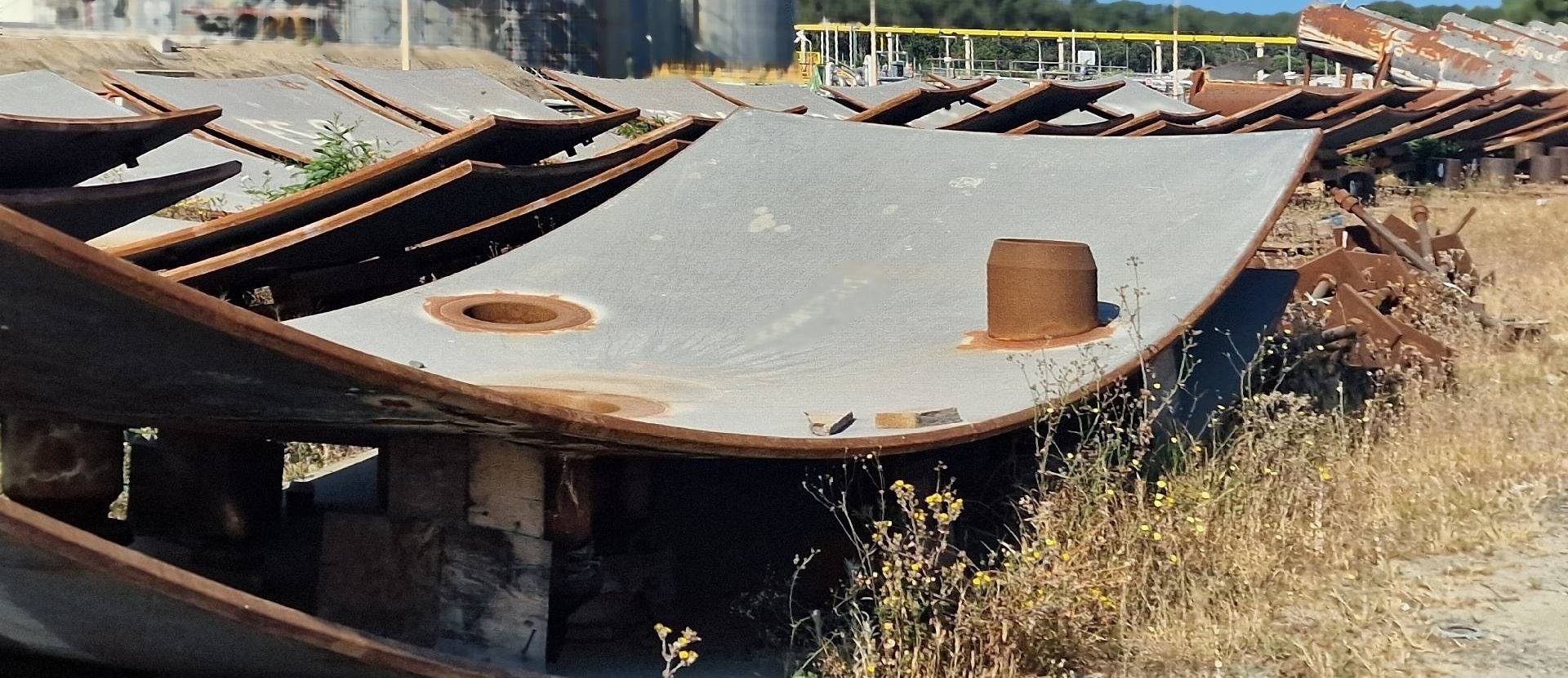 Foto Verwendet TISSOT INDUSTRIE Liquefied Petroleum Gas (LPG) storage tank Zum Verkauf