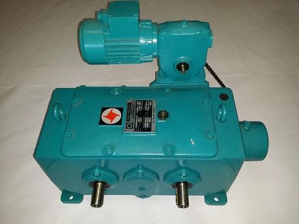 Photo Used TOS ZNOJMO Variator VA31B101-72 For Sale