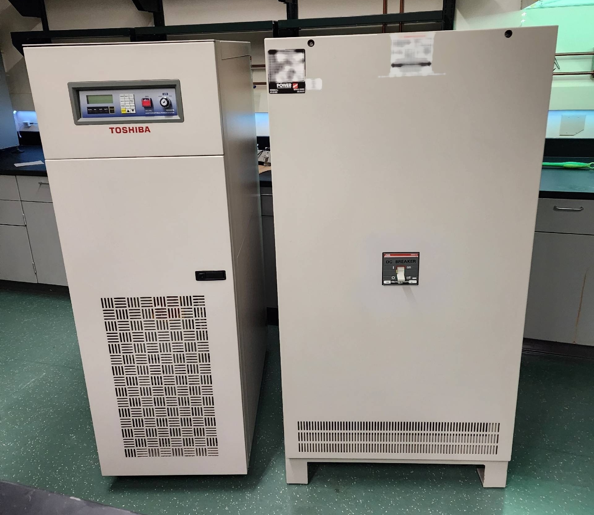 Foto Verwendet TOSHIBA 4200FA Zum Verkauf