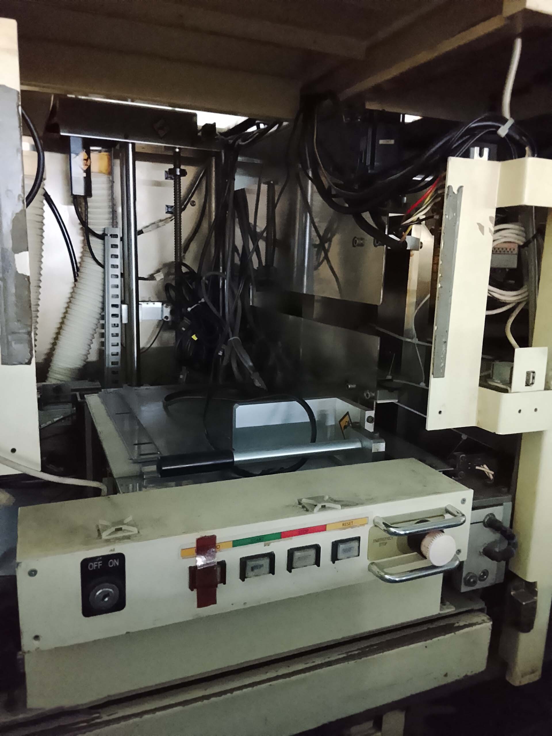 Photo Utilisé TOWA YPS-60V(Y1E) À vendre