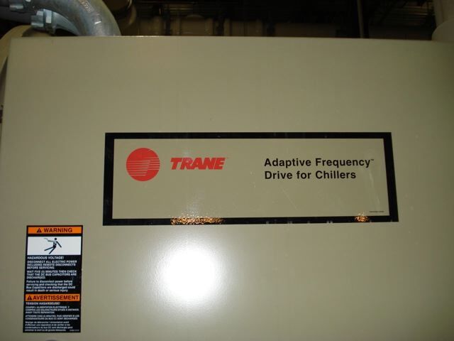 사진 사용됨 TRANE CVHF077 판매용