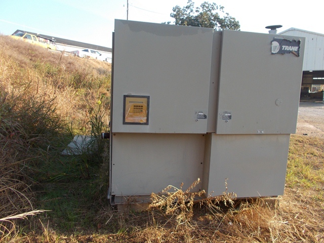 Photo Utilisé TRANE RTAA090AYJ01A3DOABN À vendre