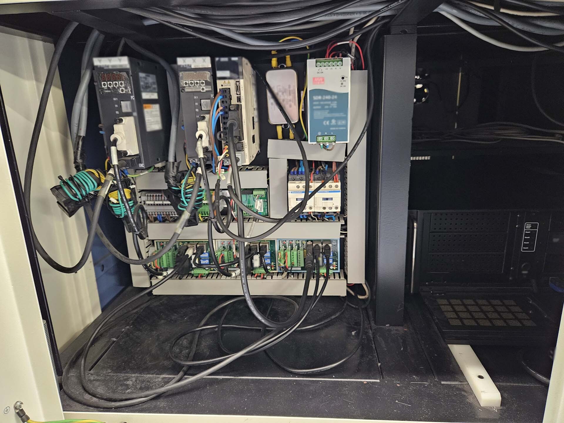 フォト（写真） 使用される TEST RESEARCH INC / TRI TR 7007 販売のために