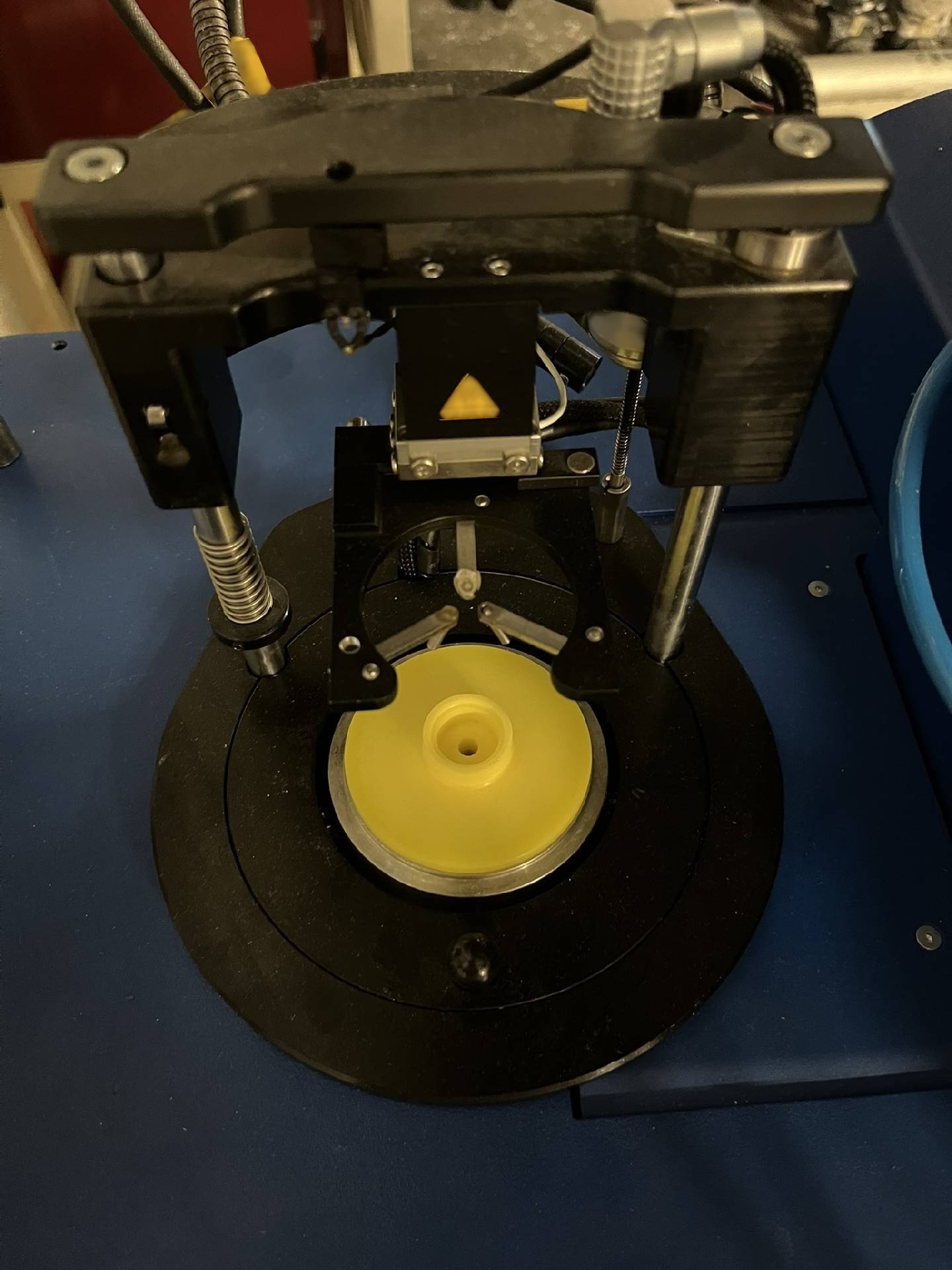 사진 사용됨 TRIOPTICS OptiCentric 100 판매용