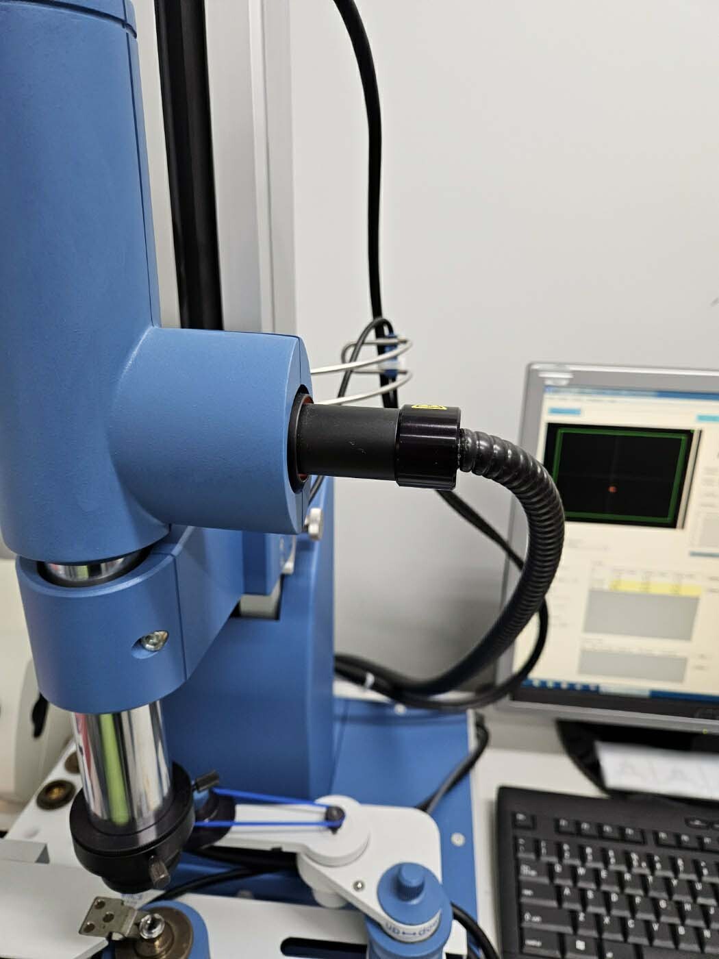 Photo Used TRIOPTICS OptiCentric For Sale