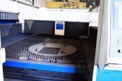 Foto Verwendet TRUMPF Trumatic L3030 Zum Verkauf