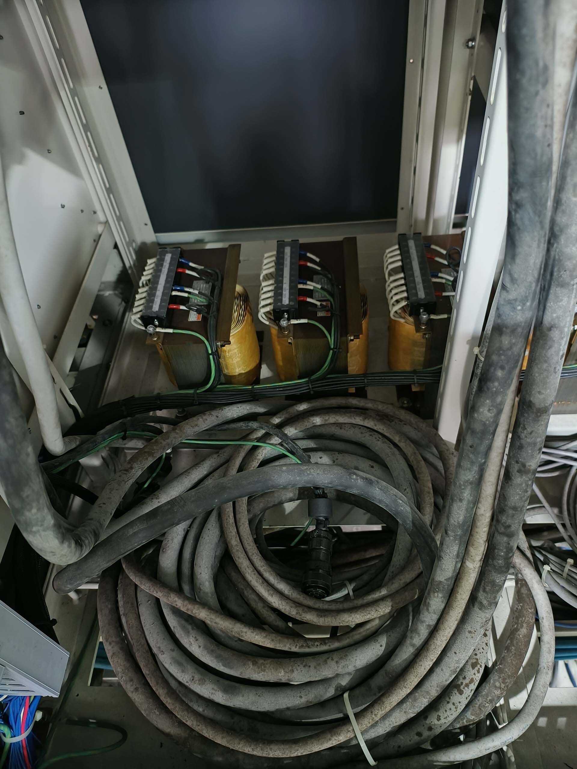 사진 사용됨 ULVAC CME-200J 판매용