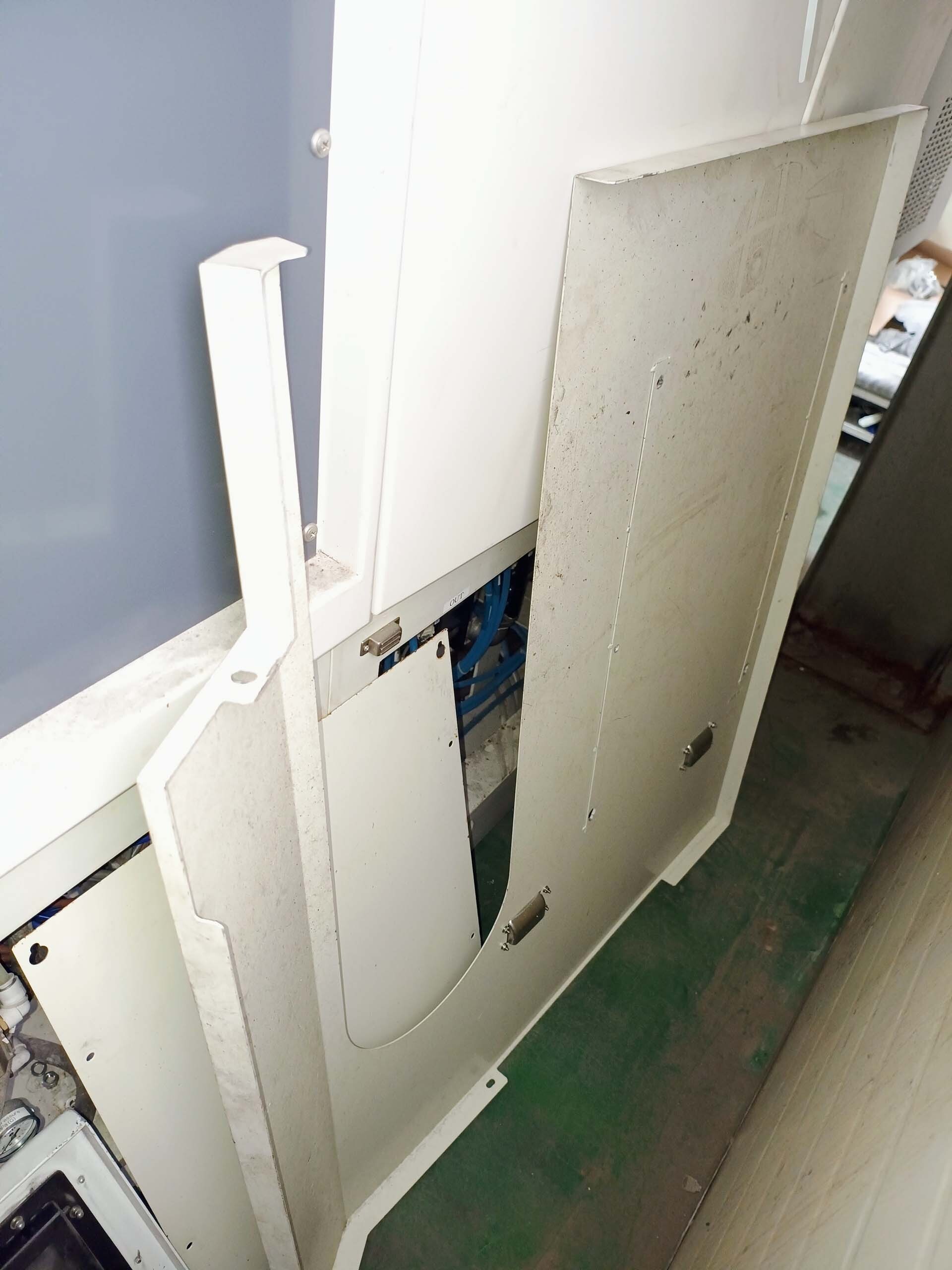 사진 사용됨 ULVAC CME-200J 판매용