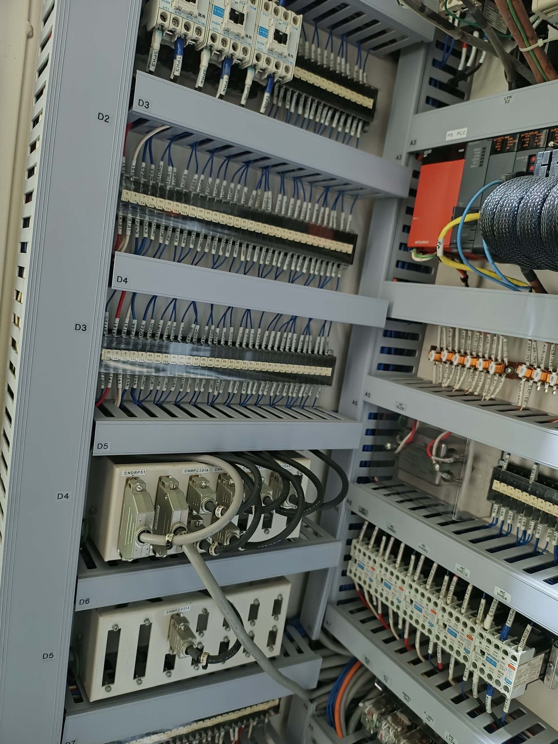 사진 사용됨 ULVAC CME-200J 판매용