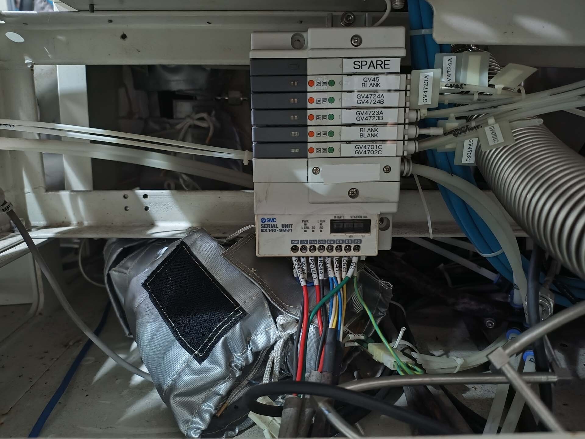 사진 사용됨 ULVAC CME-200J 판매용