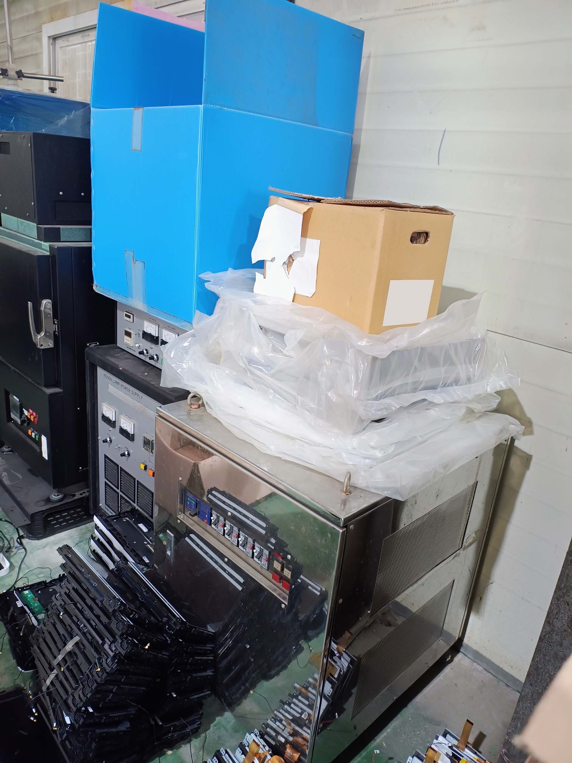 사진 사용됨 ULVAC CME-200J 판매용