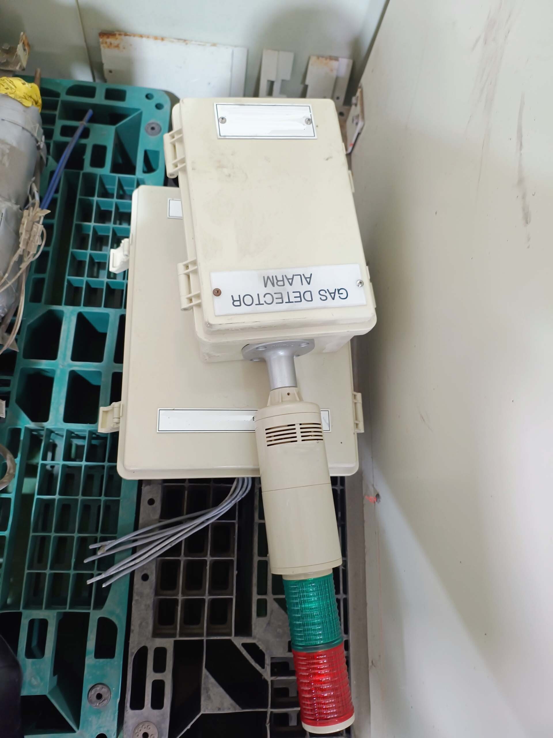사진 사용됨 ULVAC CME-200J 판매용