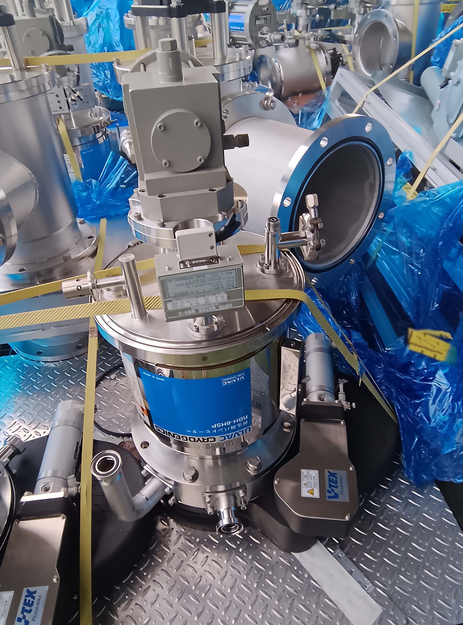 Photo Used ULVAC Cryo-U8HSP For Sale
