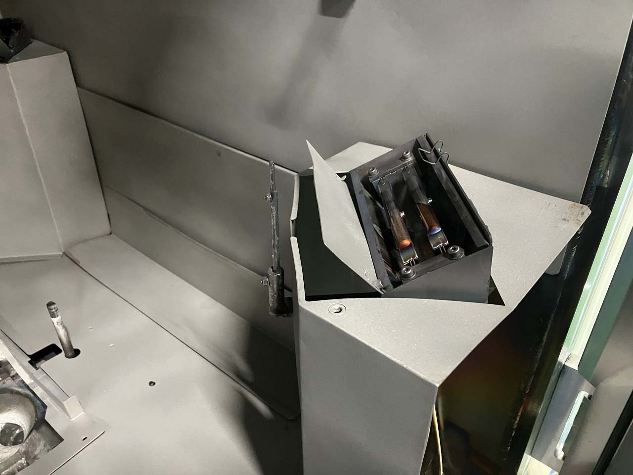 Foto Verwendet ULVAC EI-7K Zum Verkauf