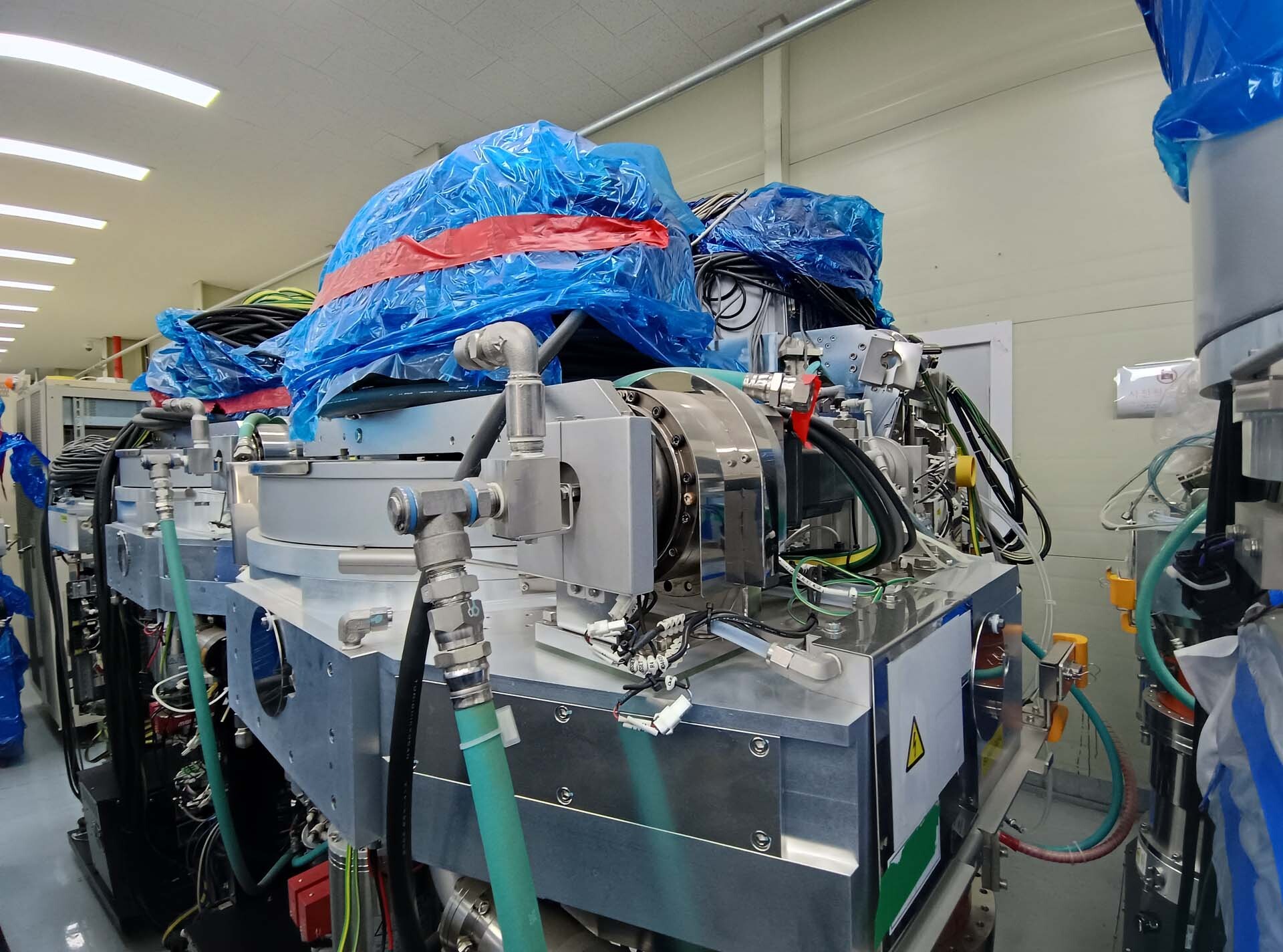 Photo Utilisé ULVAC Entron EX 300 À vendre