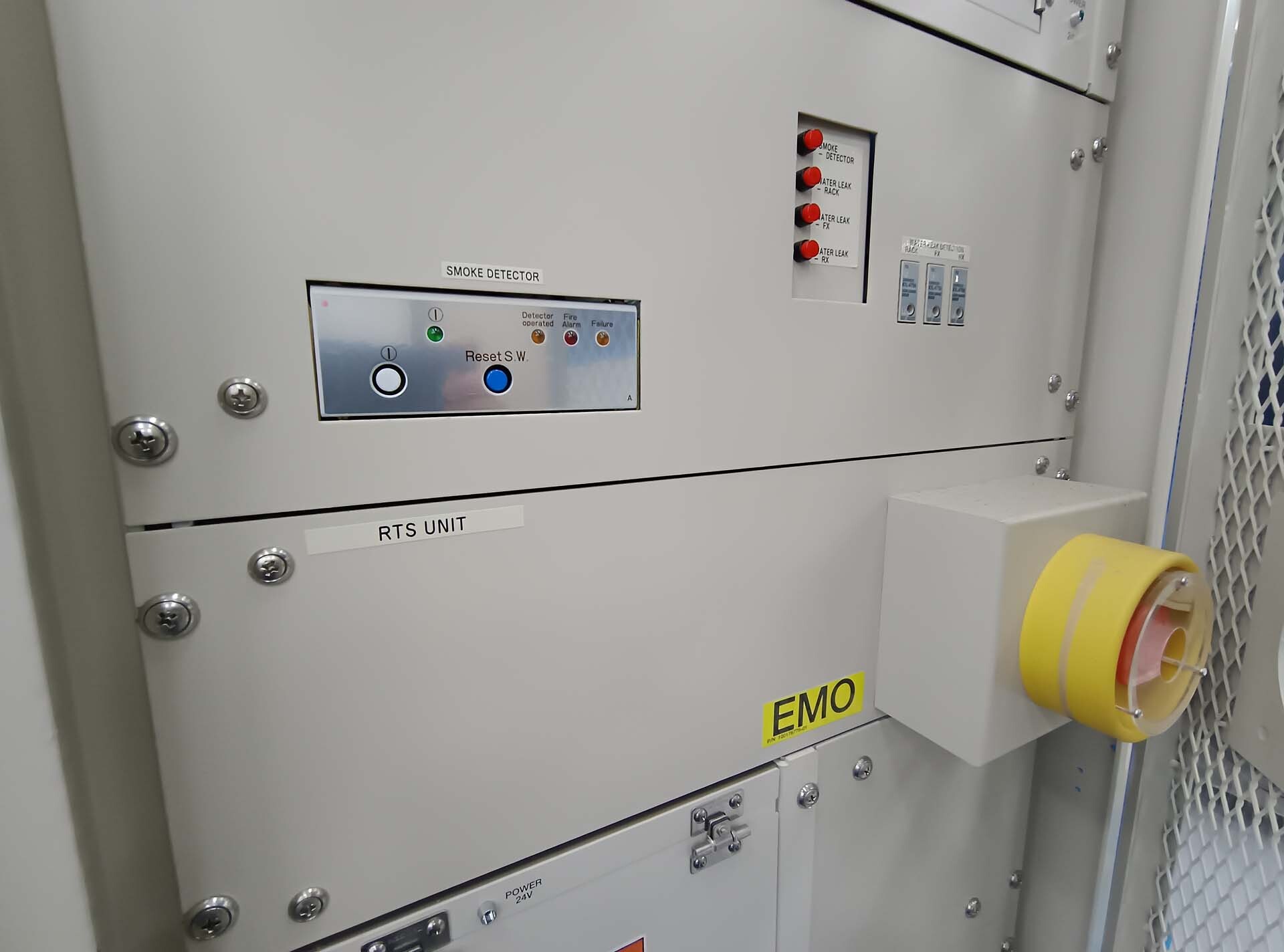 Photo Utilisé ULVAC Entron EX 300 À vendre