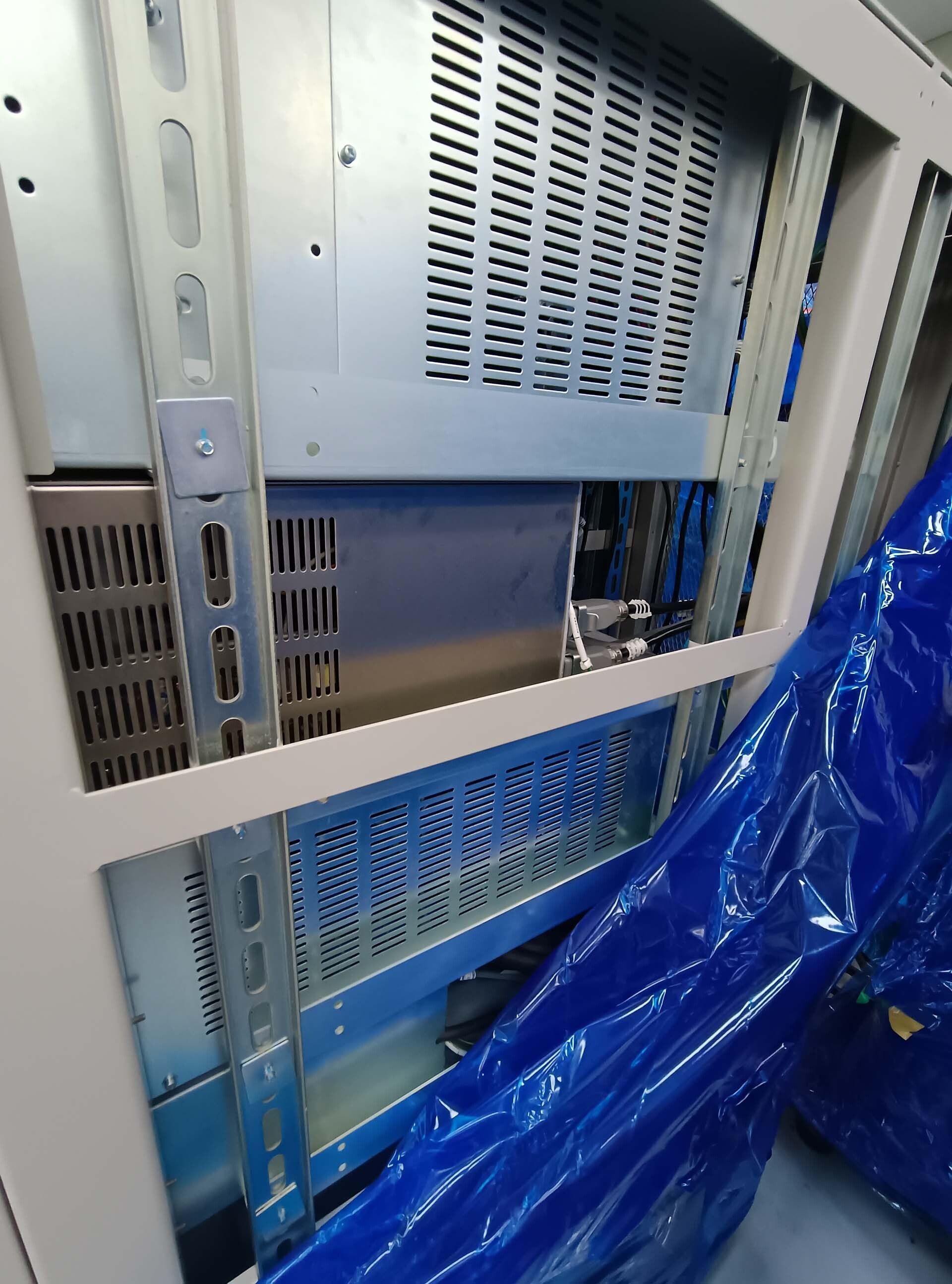 Photo Utilisé ULVAC Entron EX 300 À vendre