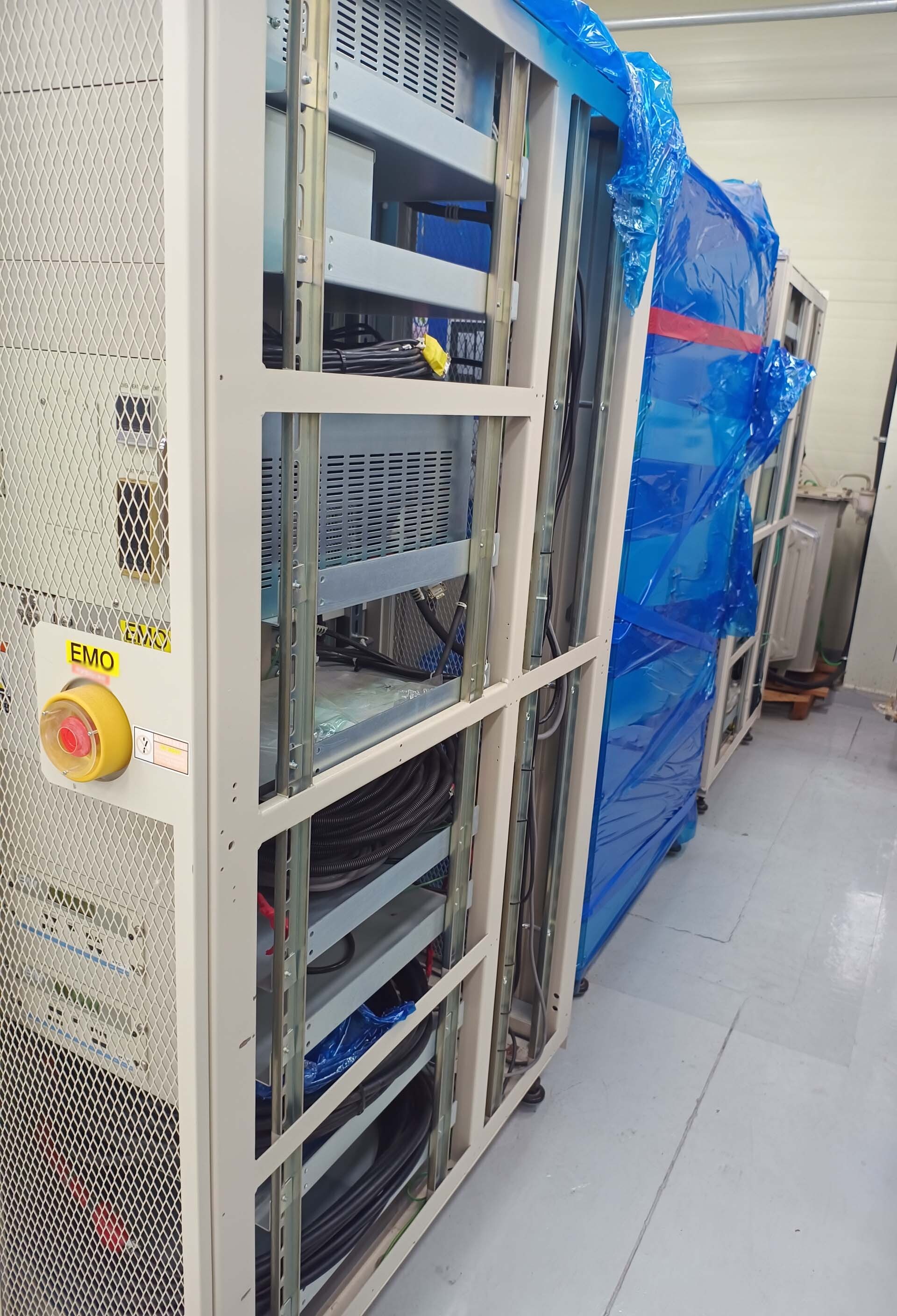 Photo Utilisé ULVAC Entron EX 300 À vendre