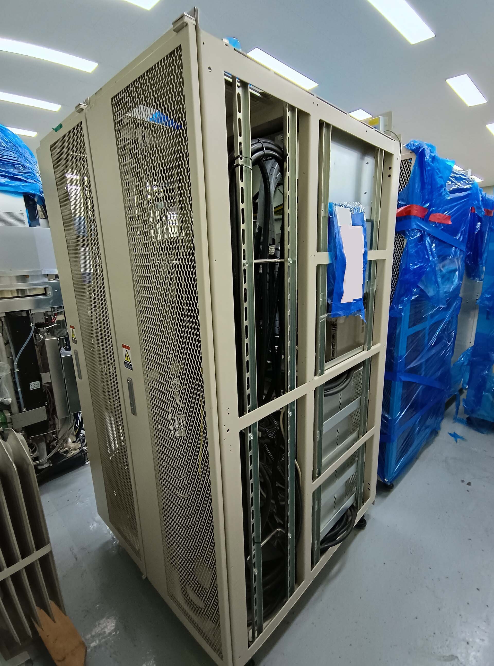 Photo Utilisé ULVAC Entron EX 300 À vendre