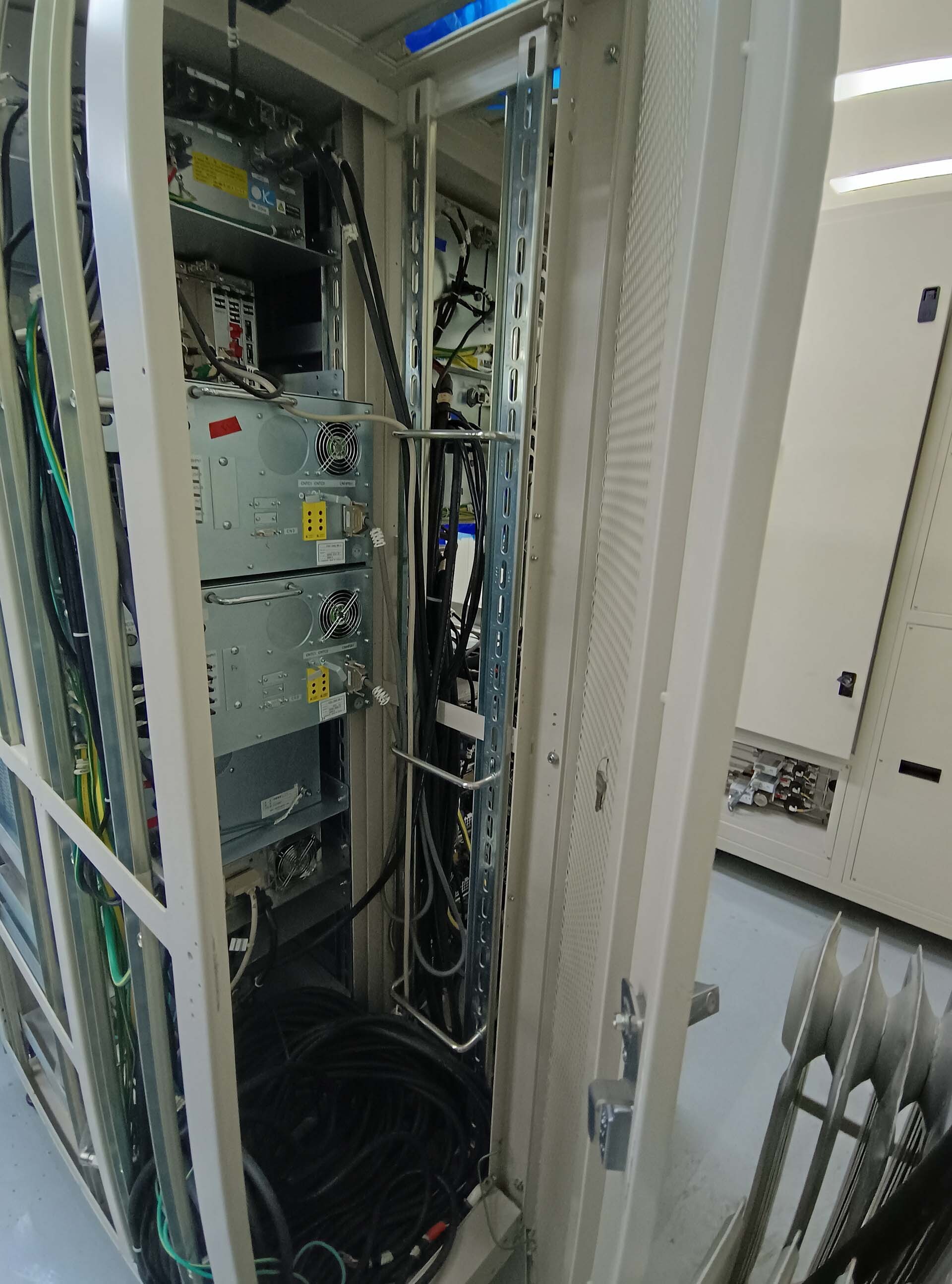 Photo Utilisé ULVAC Entron EX 300 À vendre