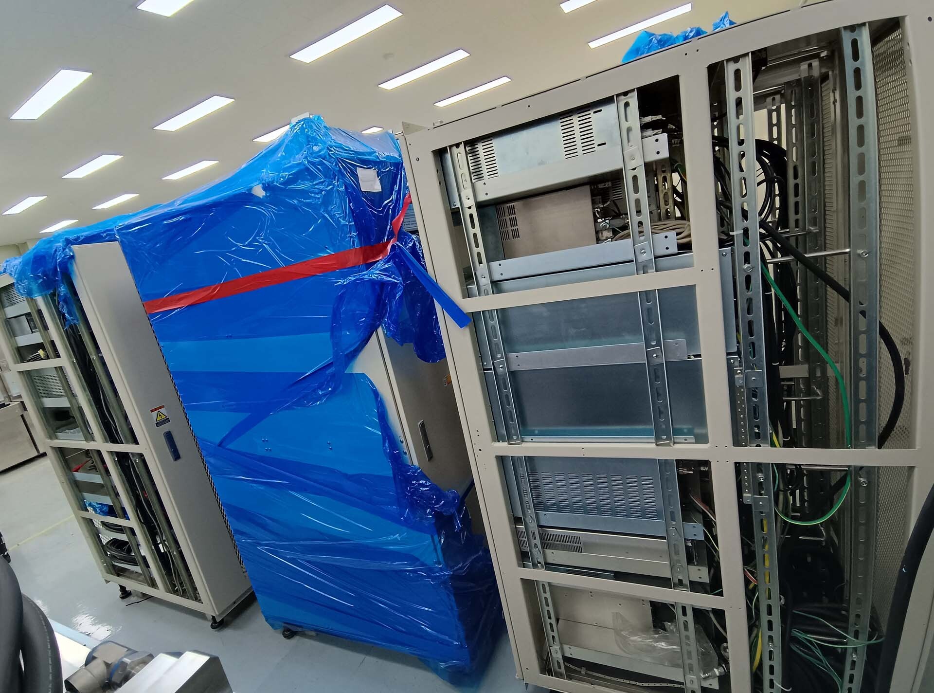 Photo Utilisé ULVAC Entron EX 300 À vendre
