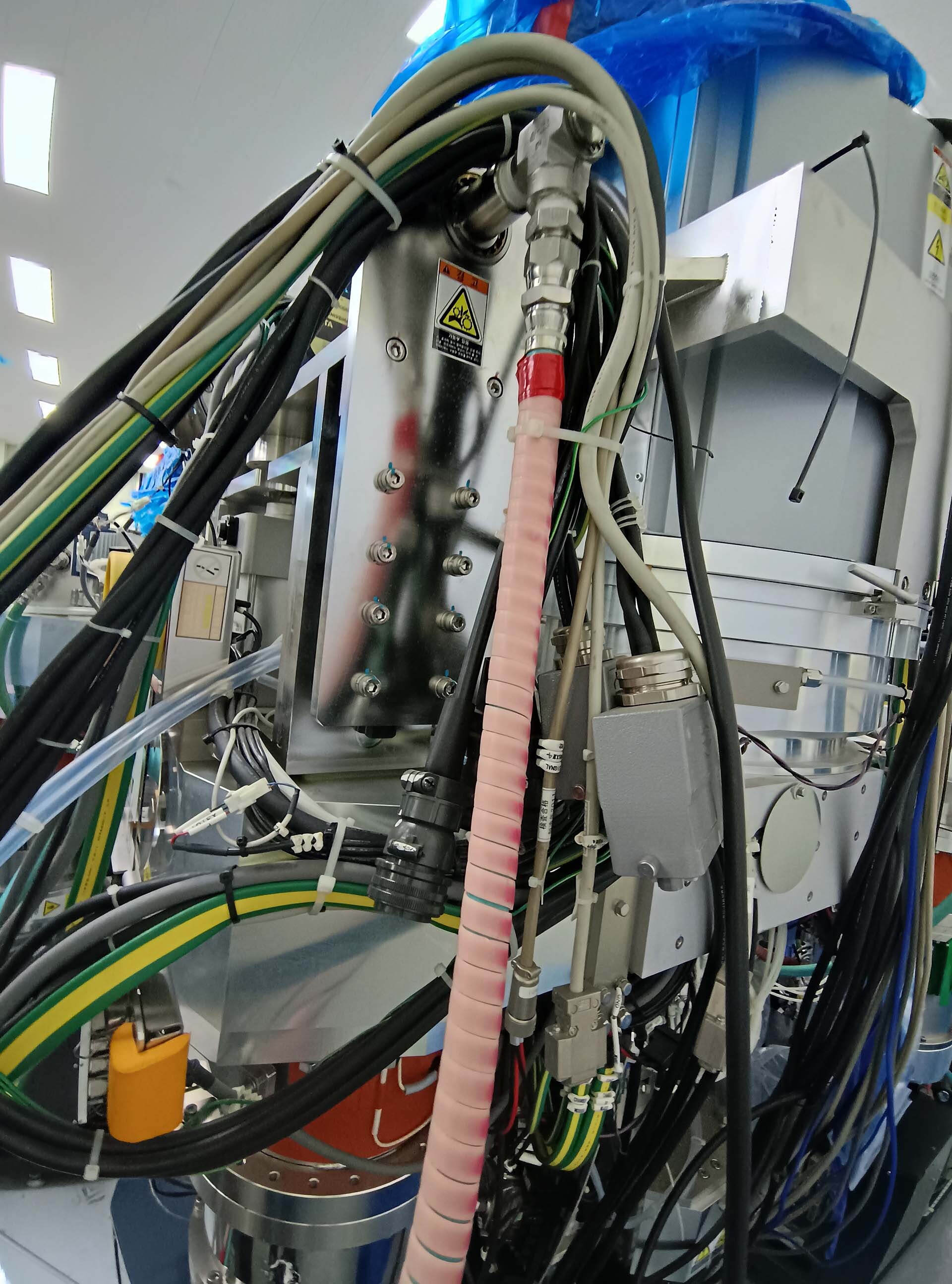 Photo Utilisé ULVAC Entron EX 300 À vendre