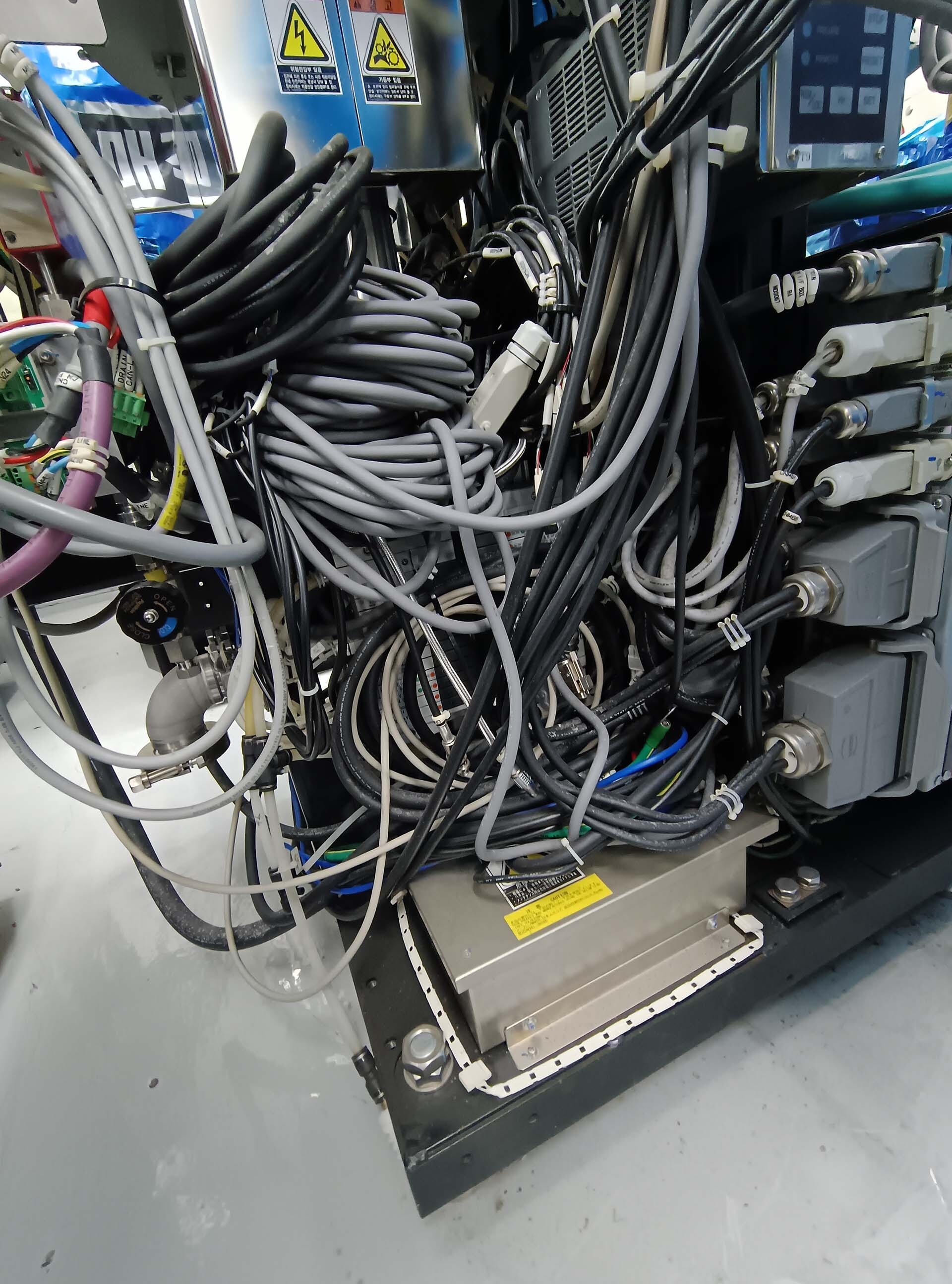 Photo Utilisé ULVAC Entron EX 300 À vendre