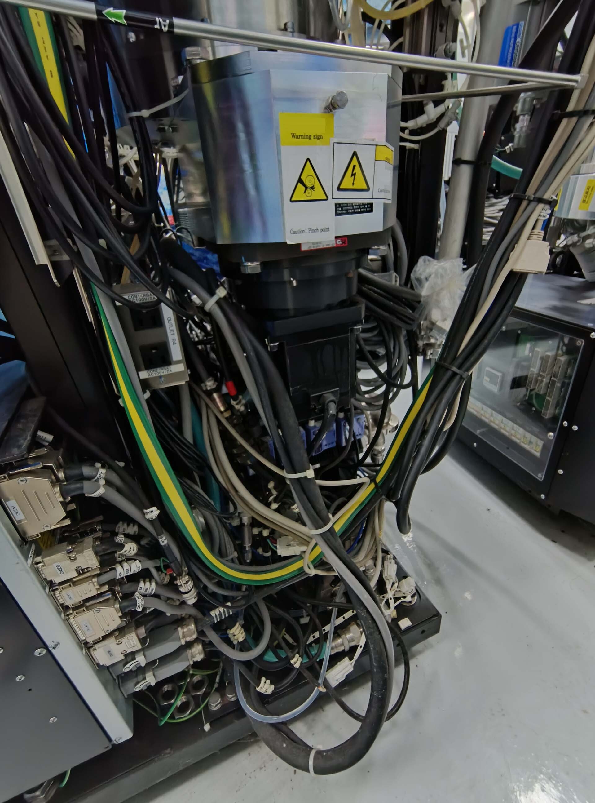 Photo Utilisé ULVAC Entron EX 300 À vendre