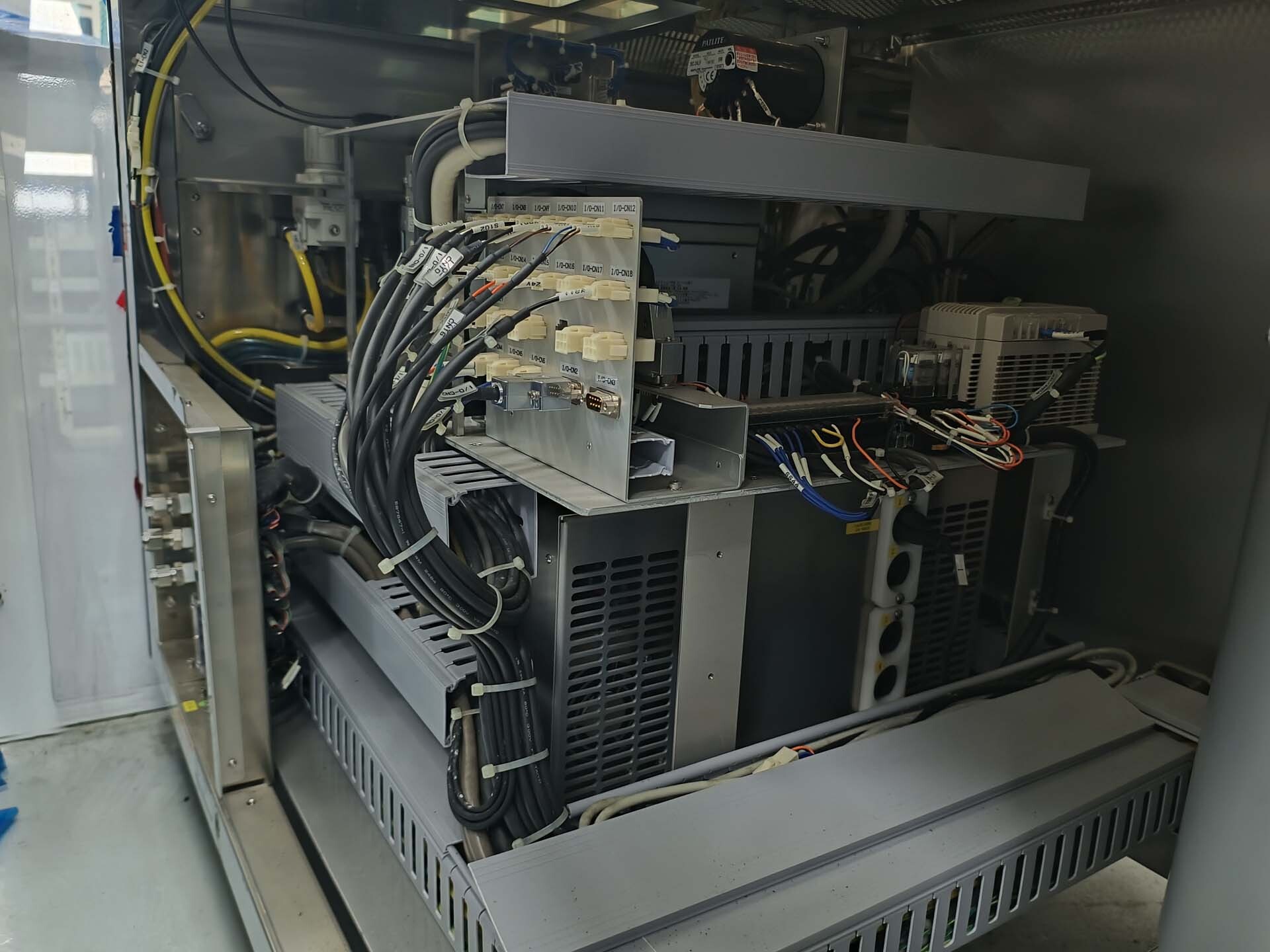 Photo Utilisé ULVAC Entron EX 300 À vendre