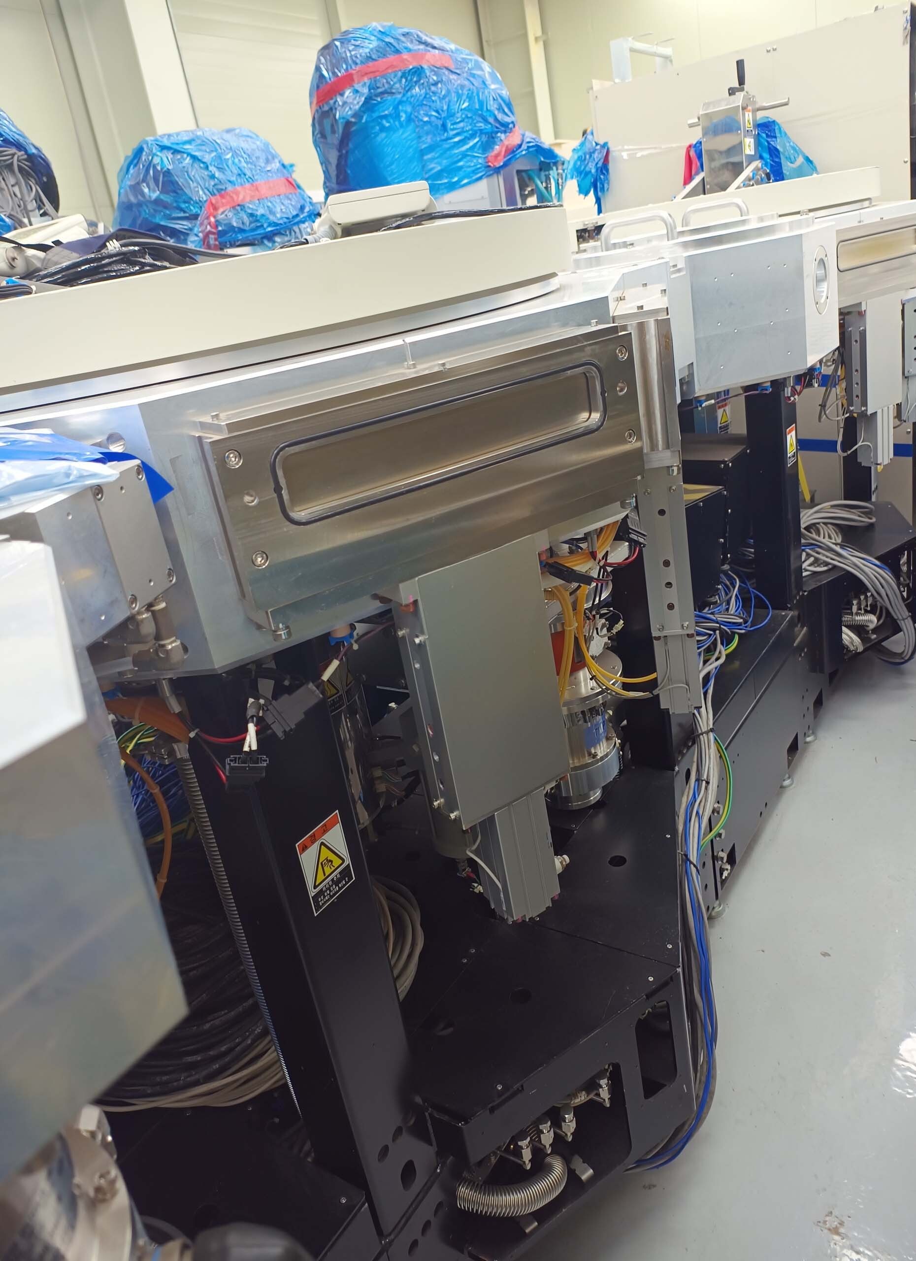 Photo Utilisé ULVAC Entron EX 300 À vendre