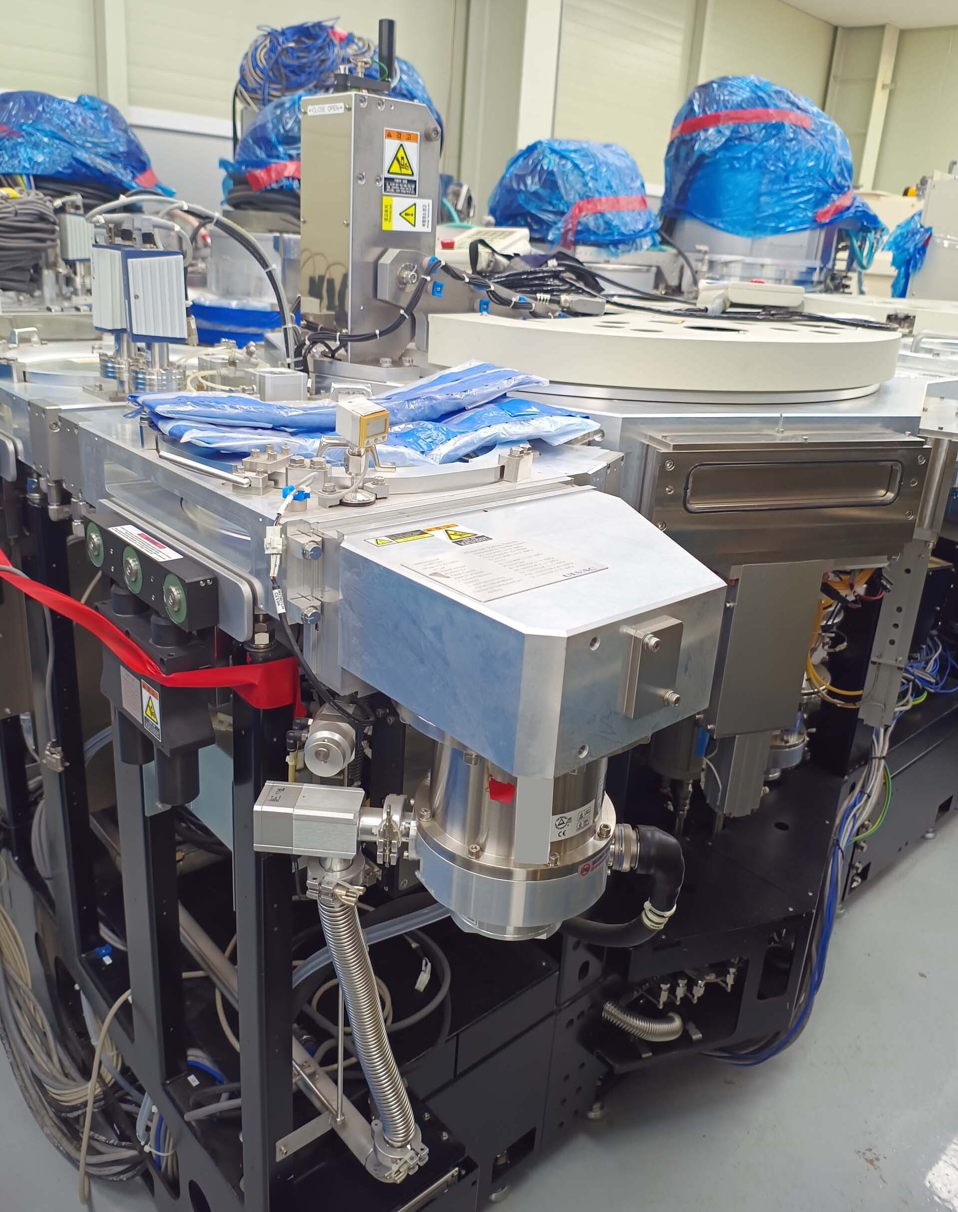 Photo Utilisé ULVAC Entron EX 300 À vendre